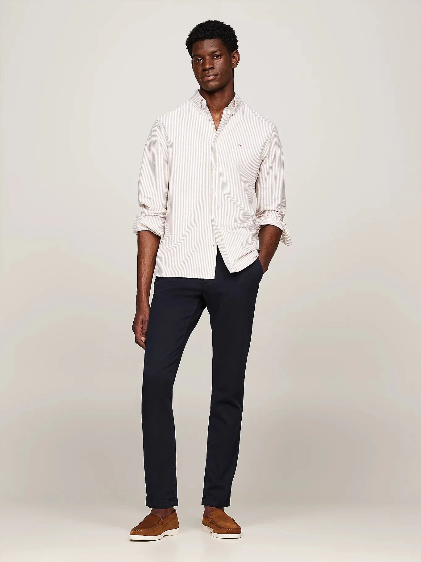 Tommy Hilfiger CHINO BLEECKER STRUCTURE GMD Erkek Lacivert Pantolon MW0MW35636DW5