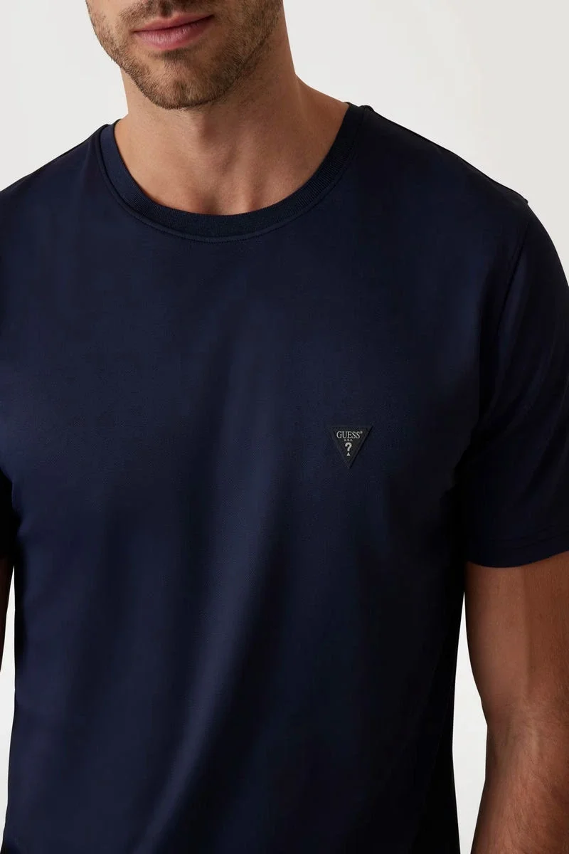 Guess Tech Stretch Erkek Lacivert Slim Fit T-Shirt M4YI60KCBM0-G7V2