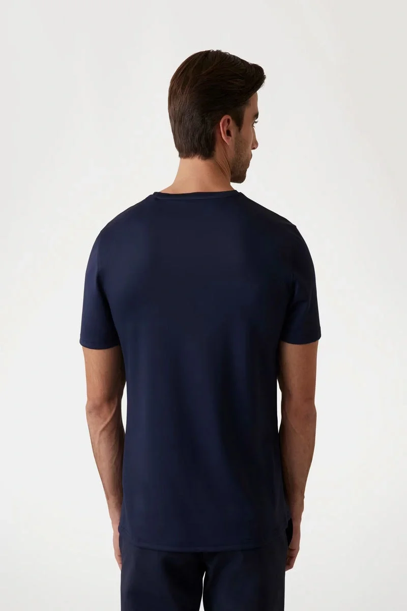 Guess Tech Stretch Erkek Lacivert Slim Fit T-Shirt M4YI60KCBM0-G7V2