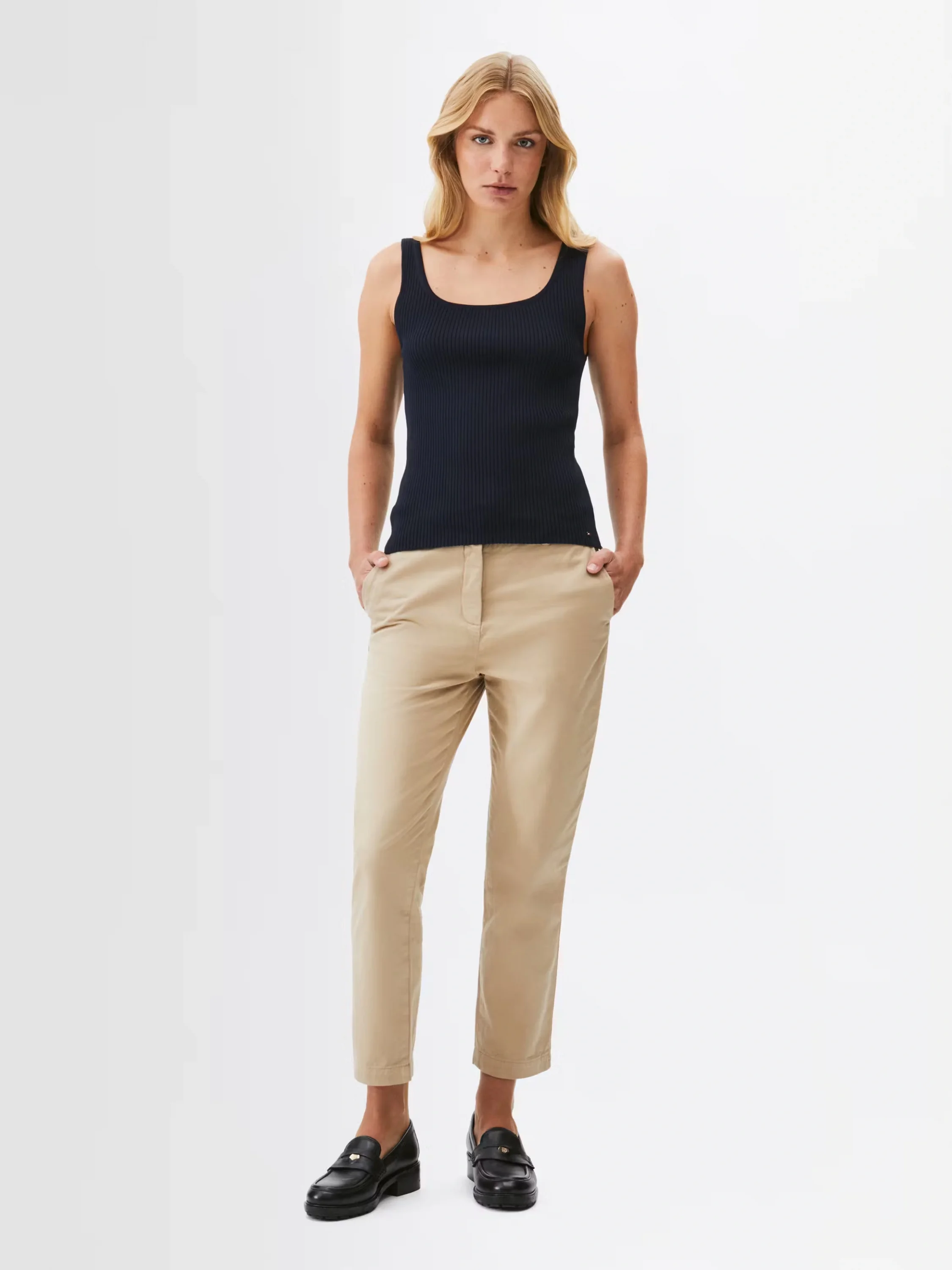 Tommy Hilfiger CO STRETCH GMD SLIM CHINO Kadın  Pantolon WW0WW45920AEG