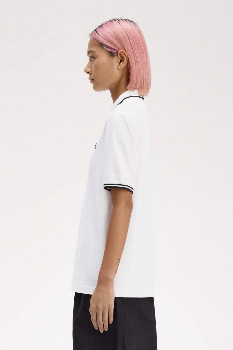 Fred Perry TWIN TIPPED FRED PERRY SHIRT Kadın  T-shirt G3600-200