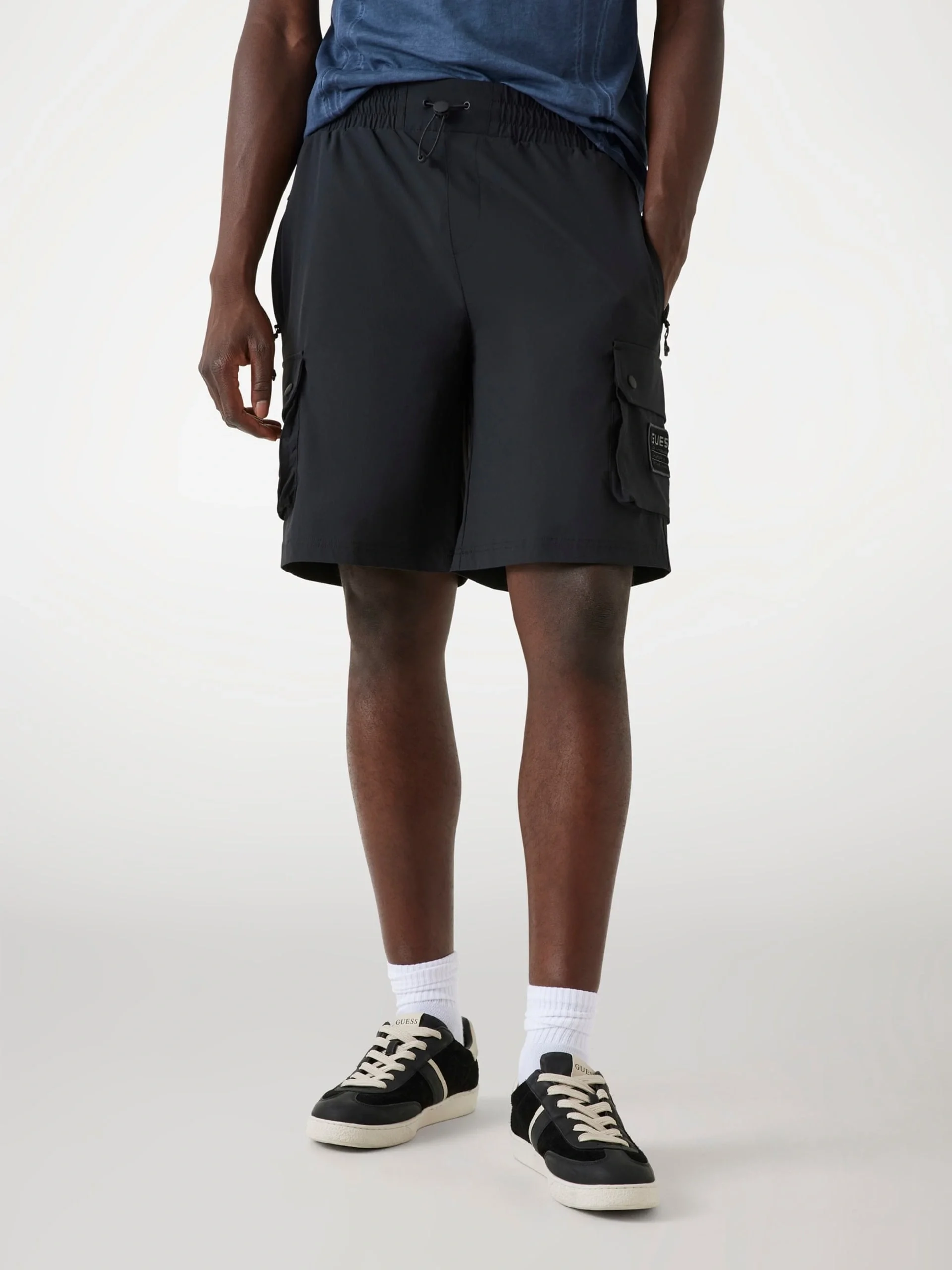 Guess Albino Erkek Siyah Aktif Loose Fit Şort Z5YD00WH2H0-JBLK