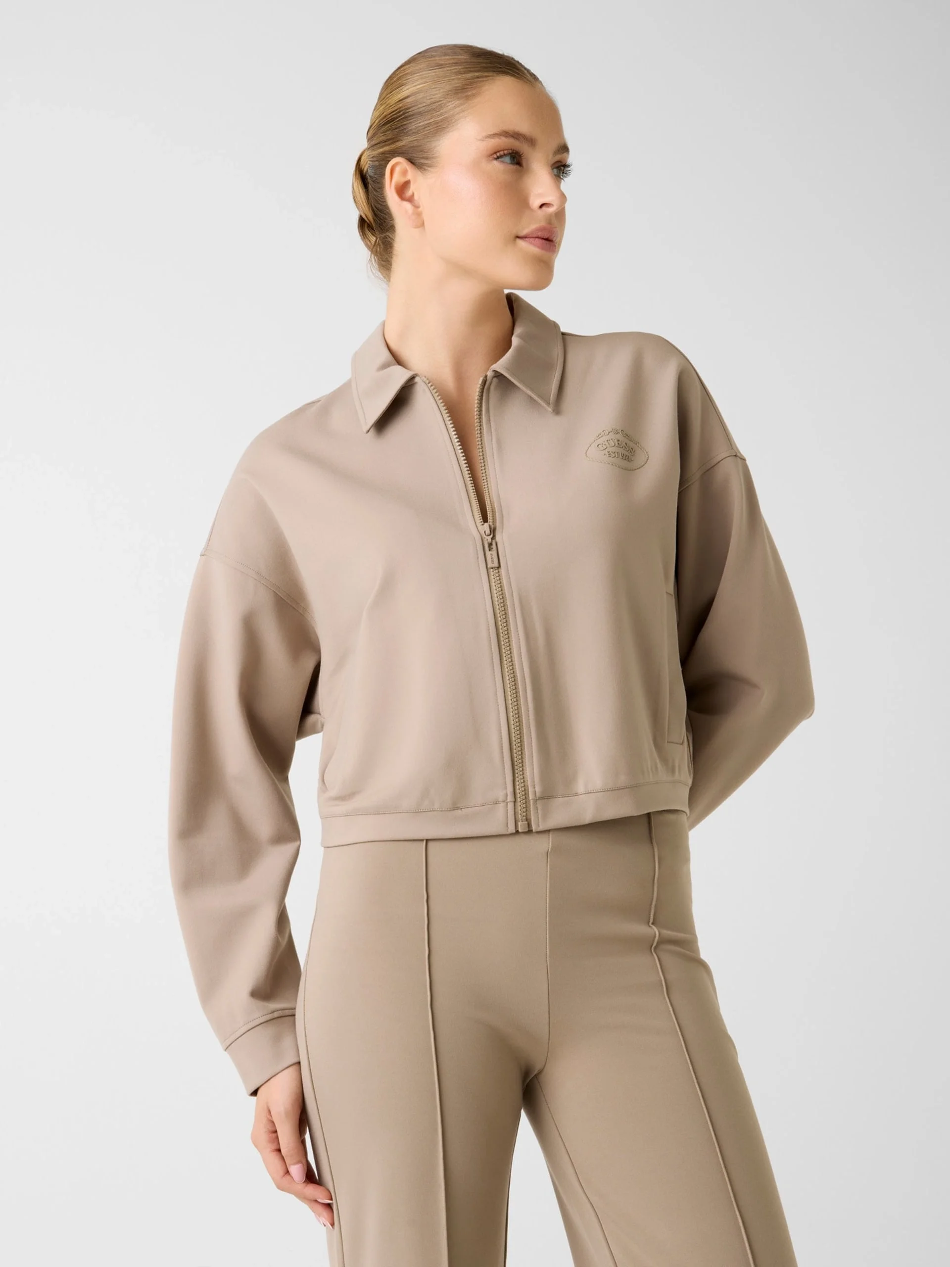 Guess Annie Kısa Tam Fermuarlı Kadın Bej Ceket V6RQ17KD822-G1O3