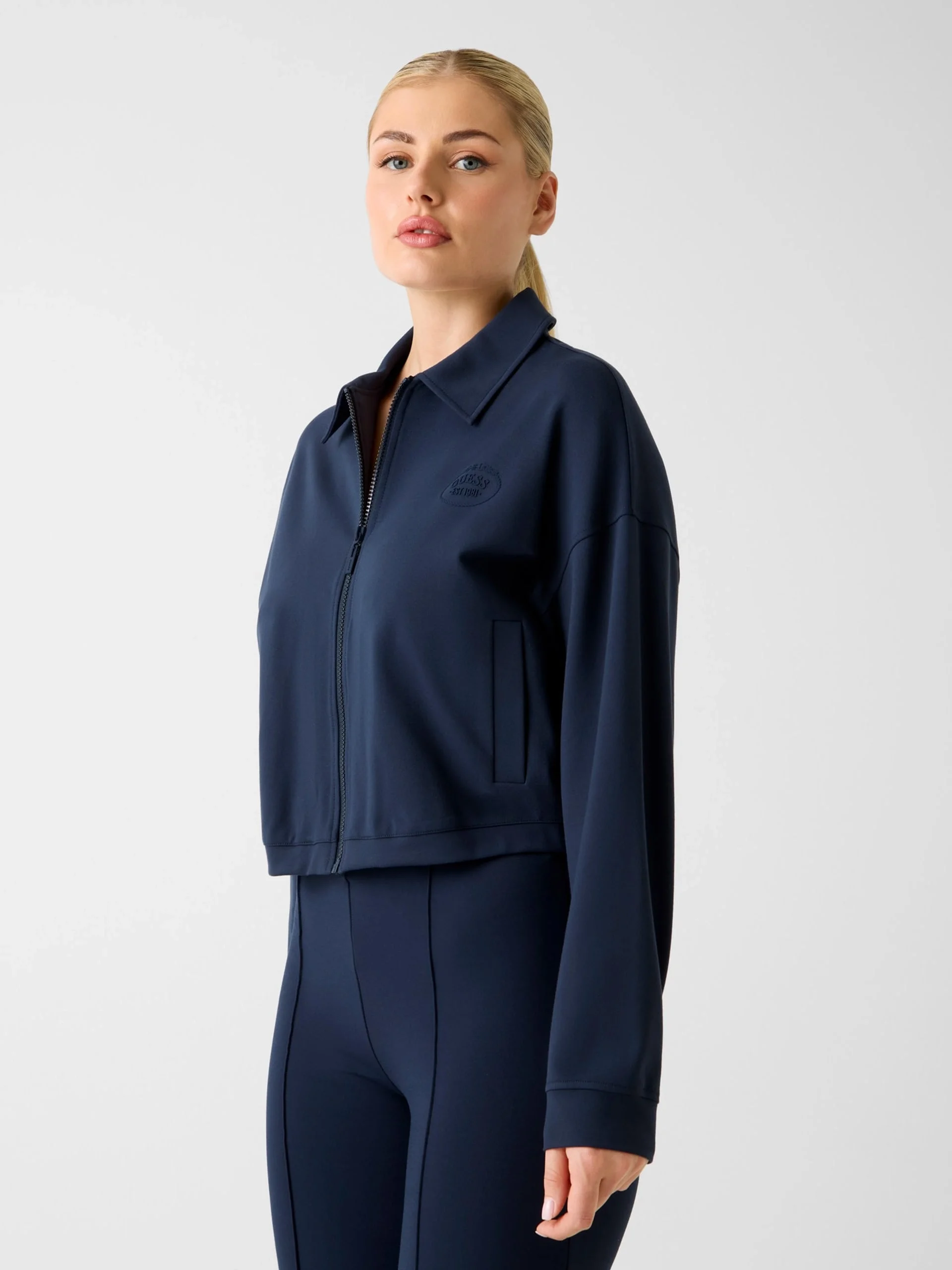 Guess Annie Kısa Tam Fermuarlı Kadın Lacivert Ceket V6RQ17KD822-G7F3