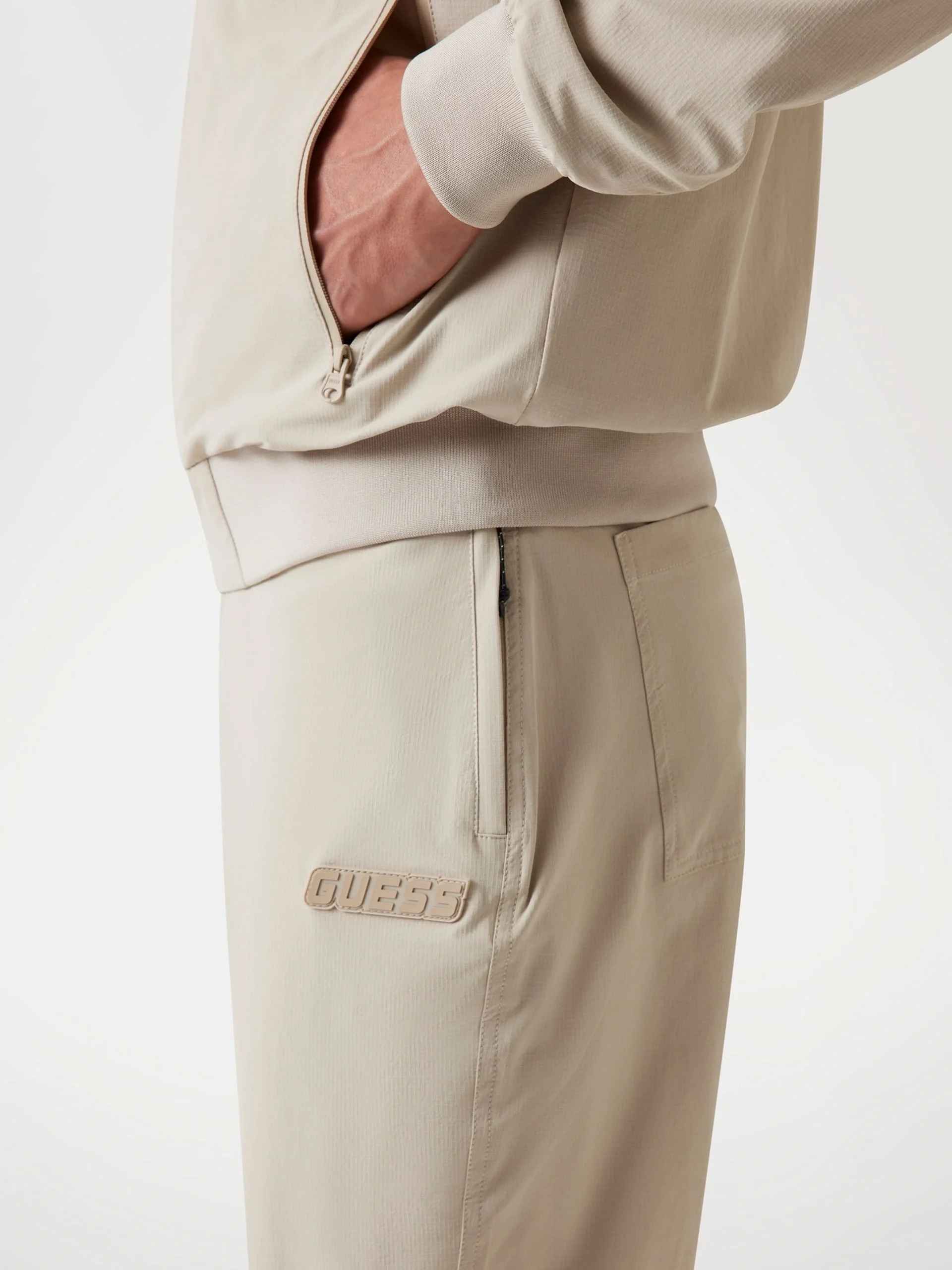 Guess Doro Erkek Bej Aktif Regular Fit Eşofman Altı Z5YB07WH2H0-G1CA