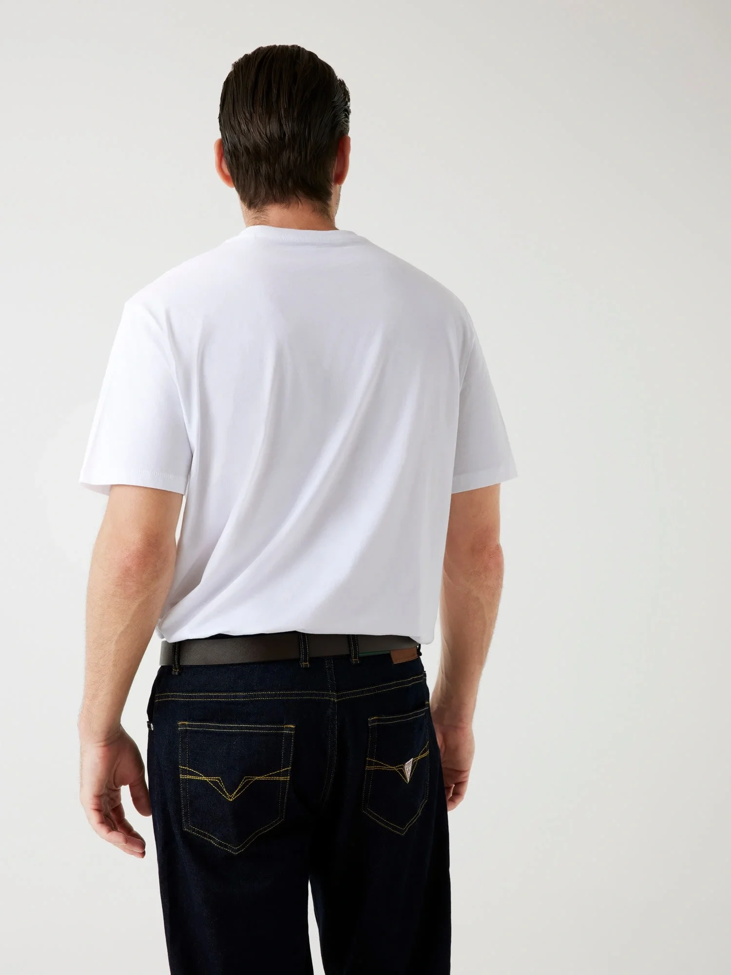 Guess Embroidery Erkek Beyaz Regular Fit T-Shirt M5BI07I3Z14-G011