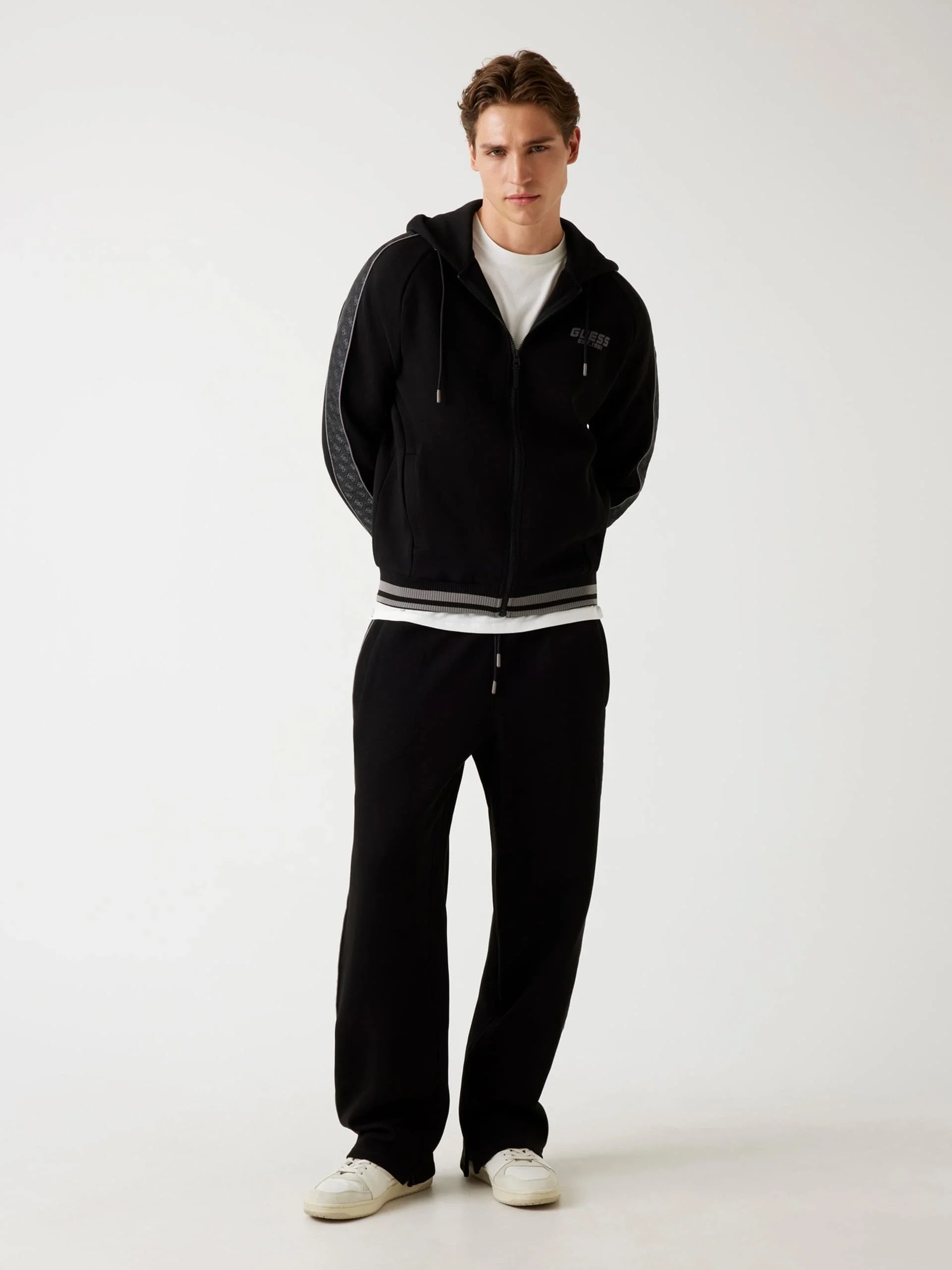 Guess Finlo Erkek Siyah Aktif Regular Fit Eşofman Altı Z5BB06KB3P2-JBLK