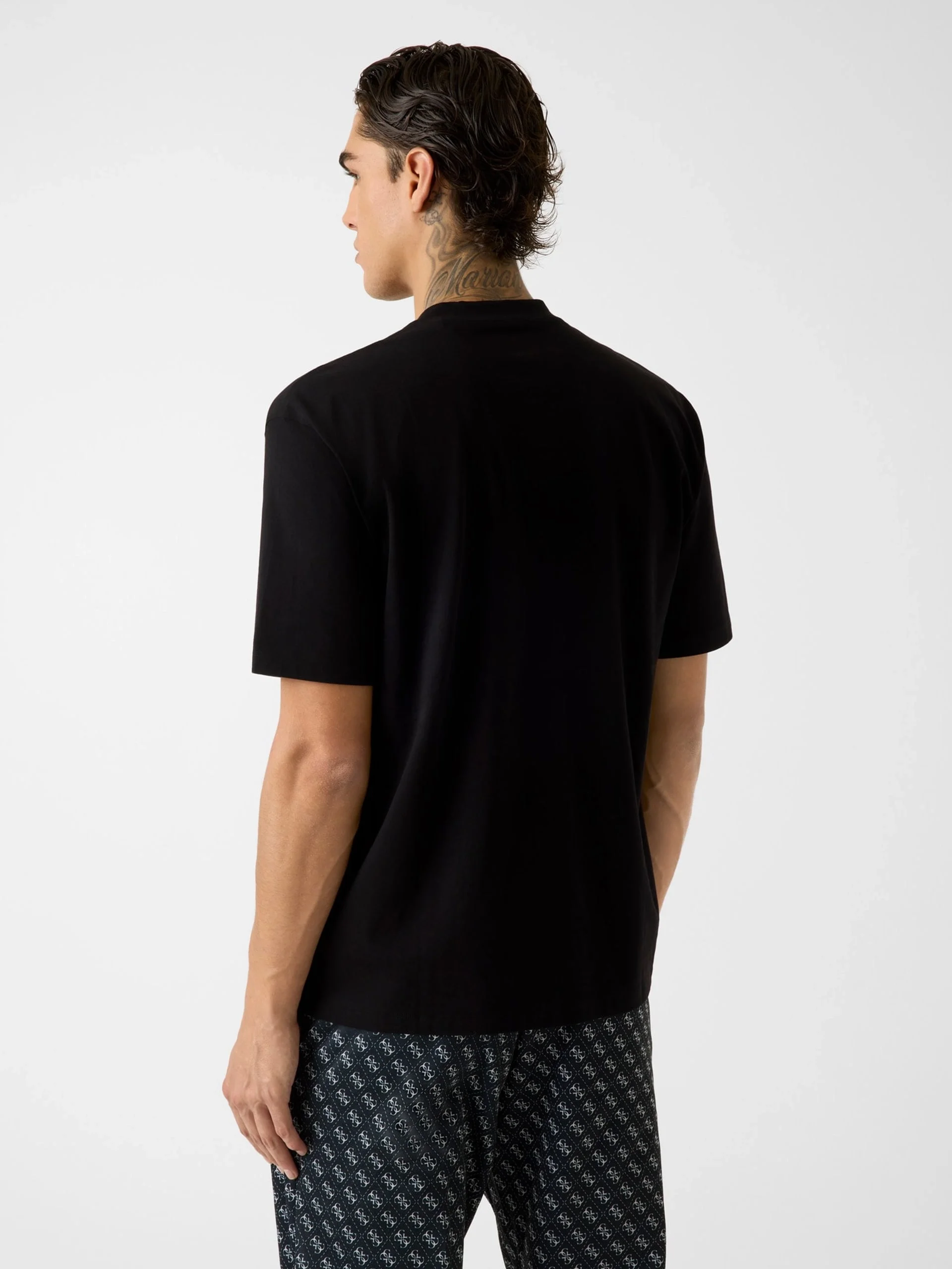 Guess Giano Bisiklet Yaka Kısa Kollu Erkek Siyah T-shirt Z6RI16I3Z14-JBLK