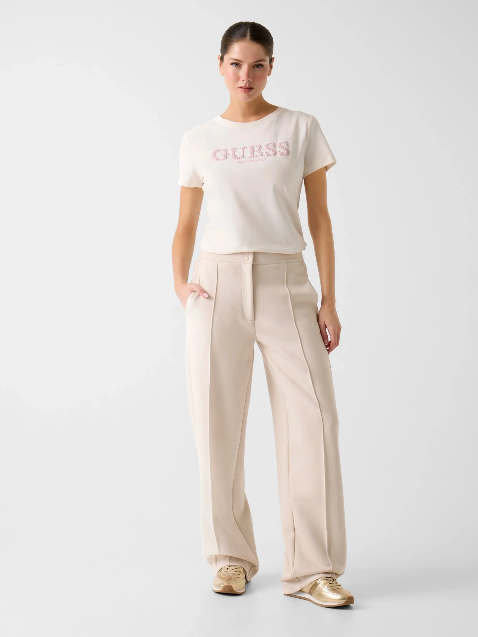 Guess Giuditta Bisiklet Yaka Kısa Kollu Kadın Beyaz T-shirt V6RI11J1314-G012