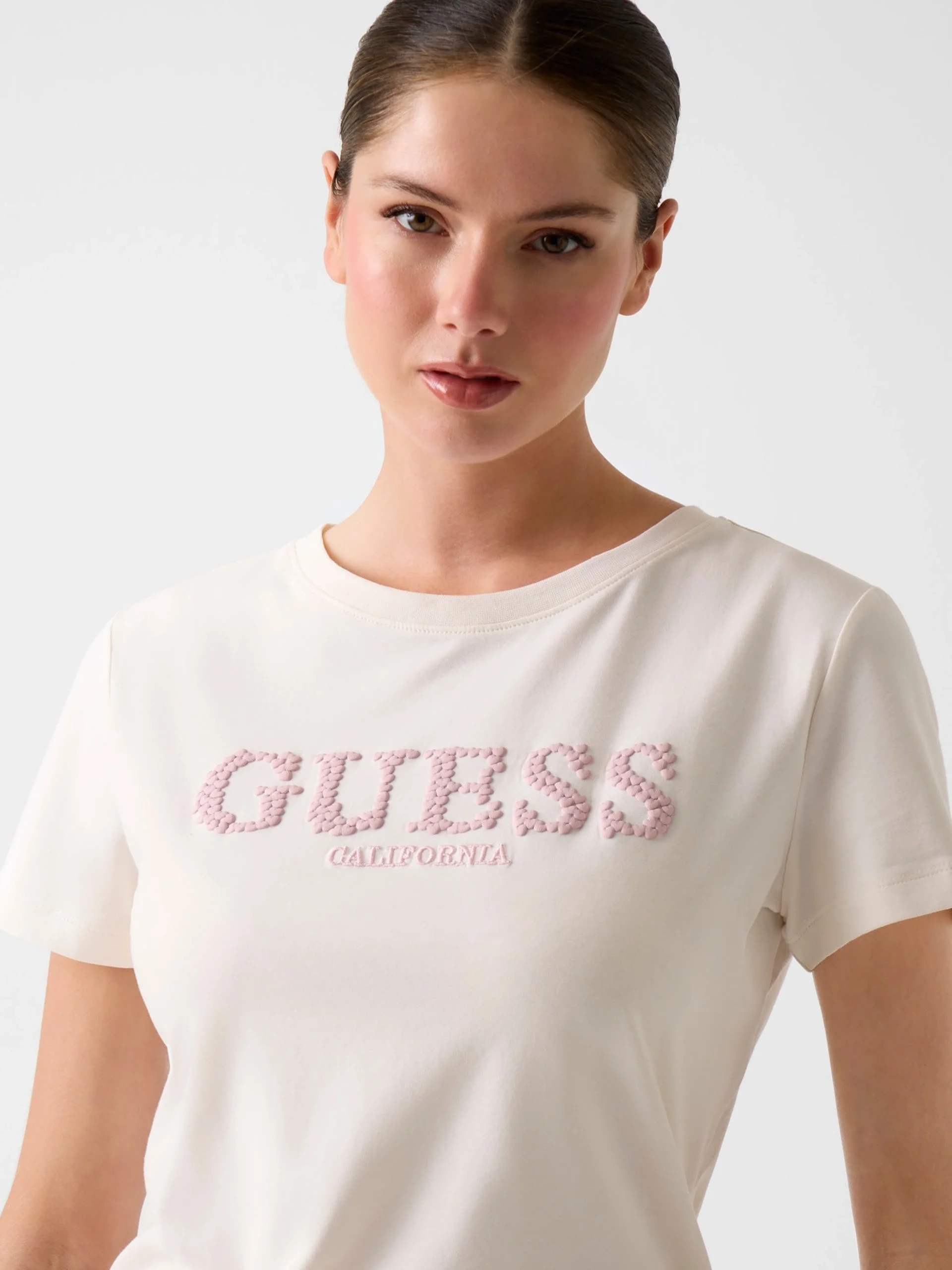 Guess Giuditta Bisiklet Yaka Kısa Kollu Kadın Beyaz T-shirt V6RI11J1314-G012