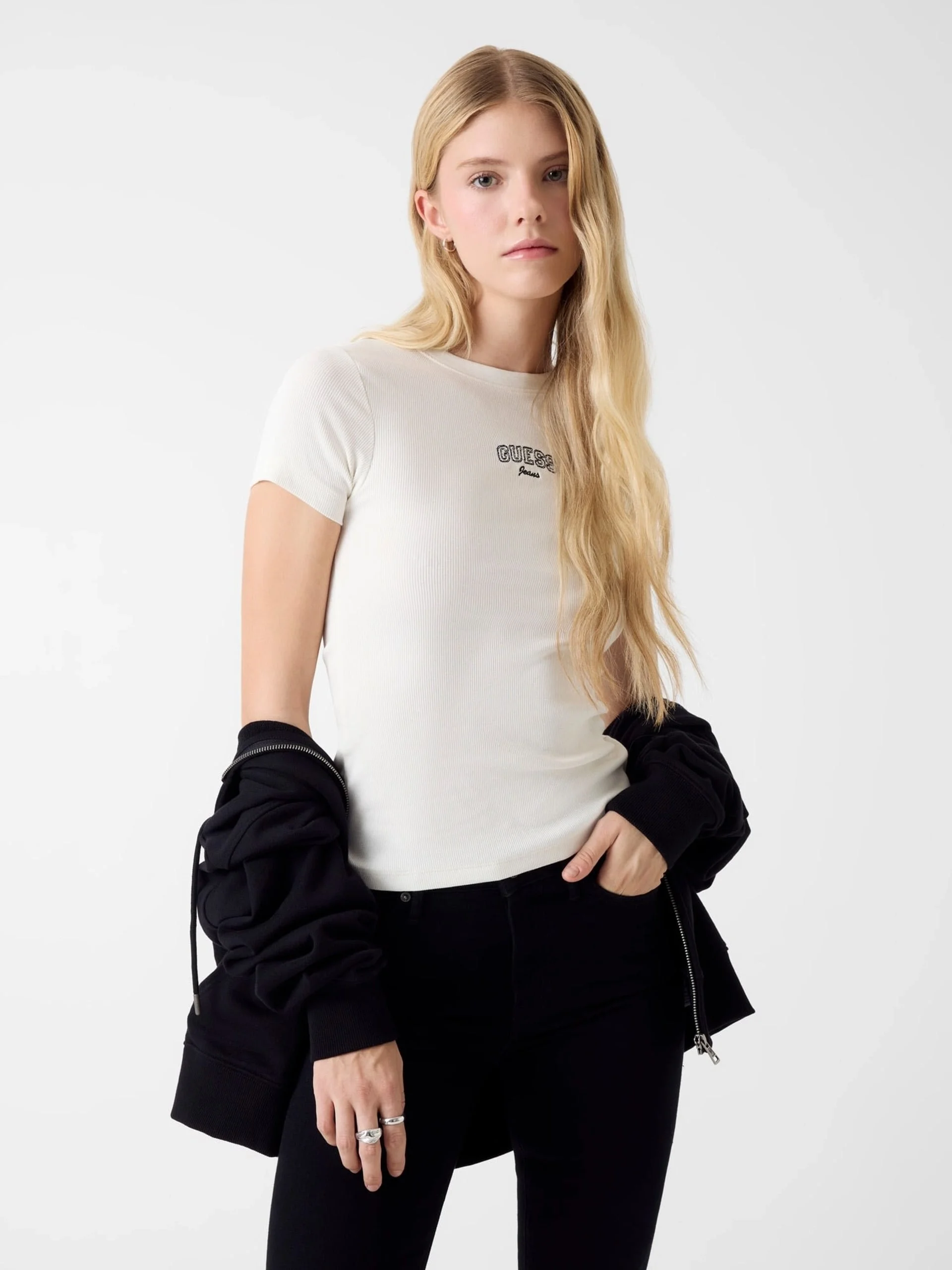 Guess GJ Kolsuz Bisiklet Yaka Nakışlı Dar Kesim Kadın Krem Top W6RP21KA0H1-G053