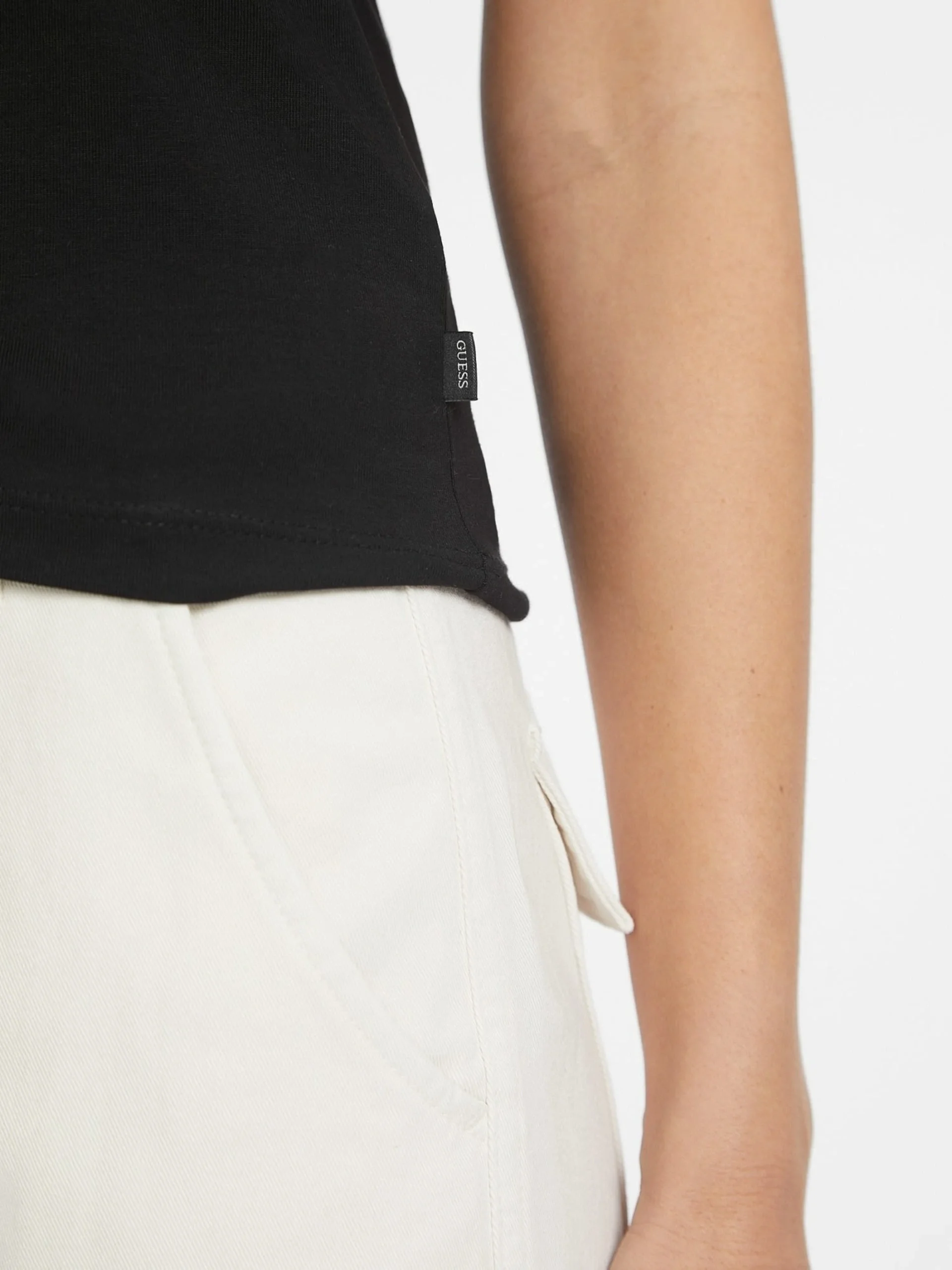 Guess Gj Ss Cn Slim Kadın Siyah Slim Fit T-Shirt W4YI01J1314-JBLK