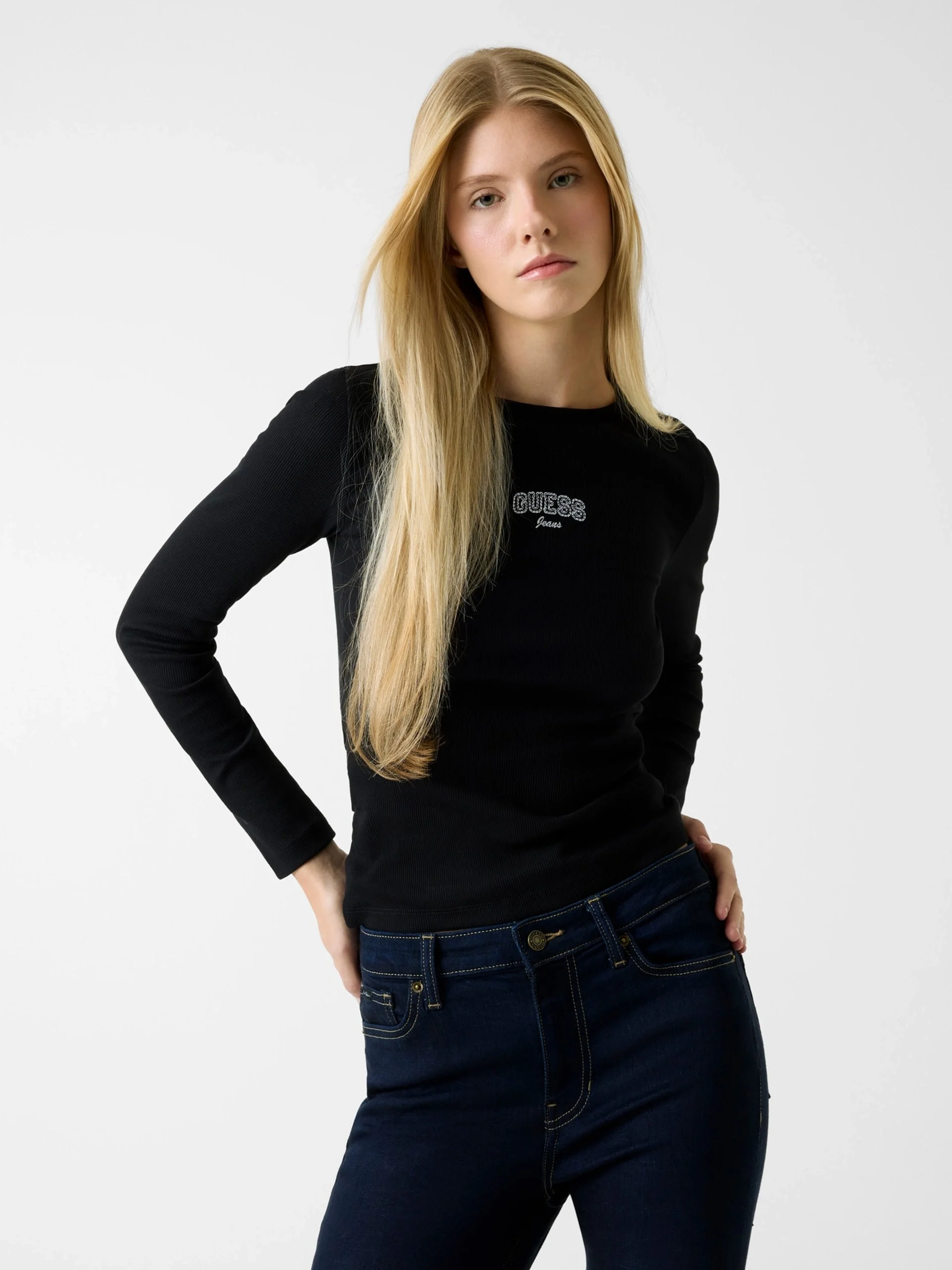 Guess GJ Uzun Kollu Bisiklet Yaka Nakışlı Dar Kesim Kadın Siyah Top W6RP22KA0H1-JBLK