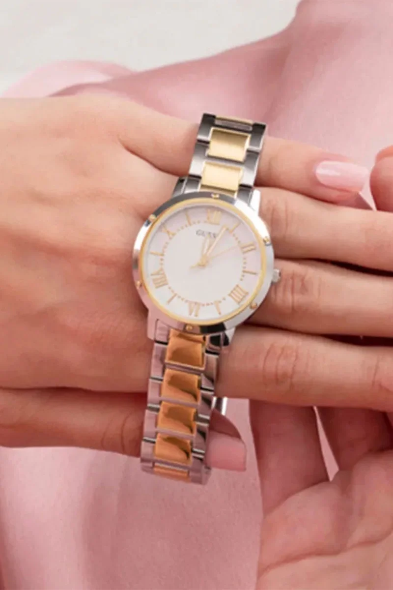 Guess Kadin Metalik Gri Kol Saati GUGW0404L2