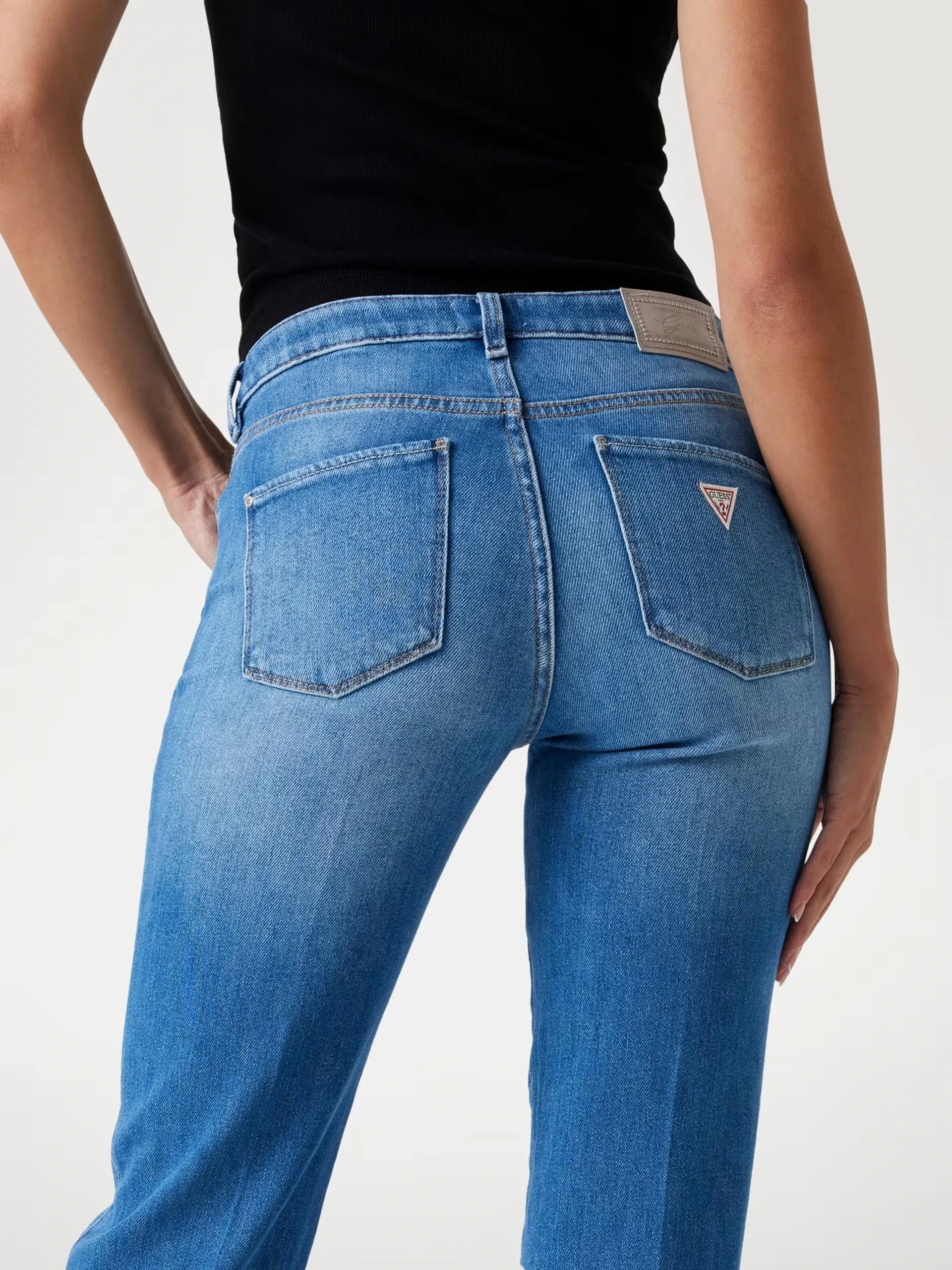 Guess Indigo Kadın Mavi Regular Fit Jean W5BA15D0614-WNWA