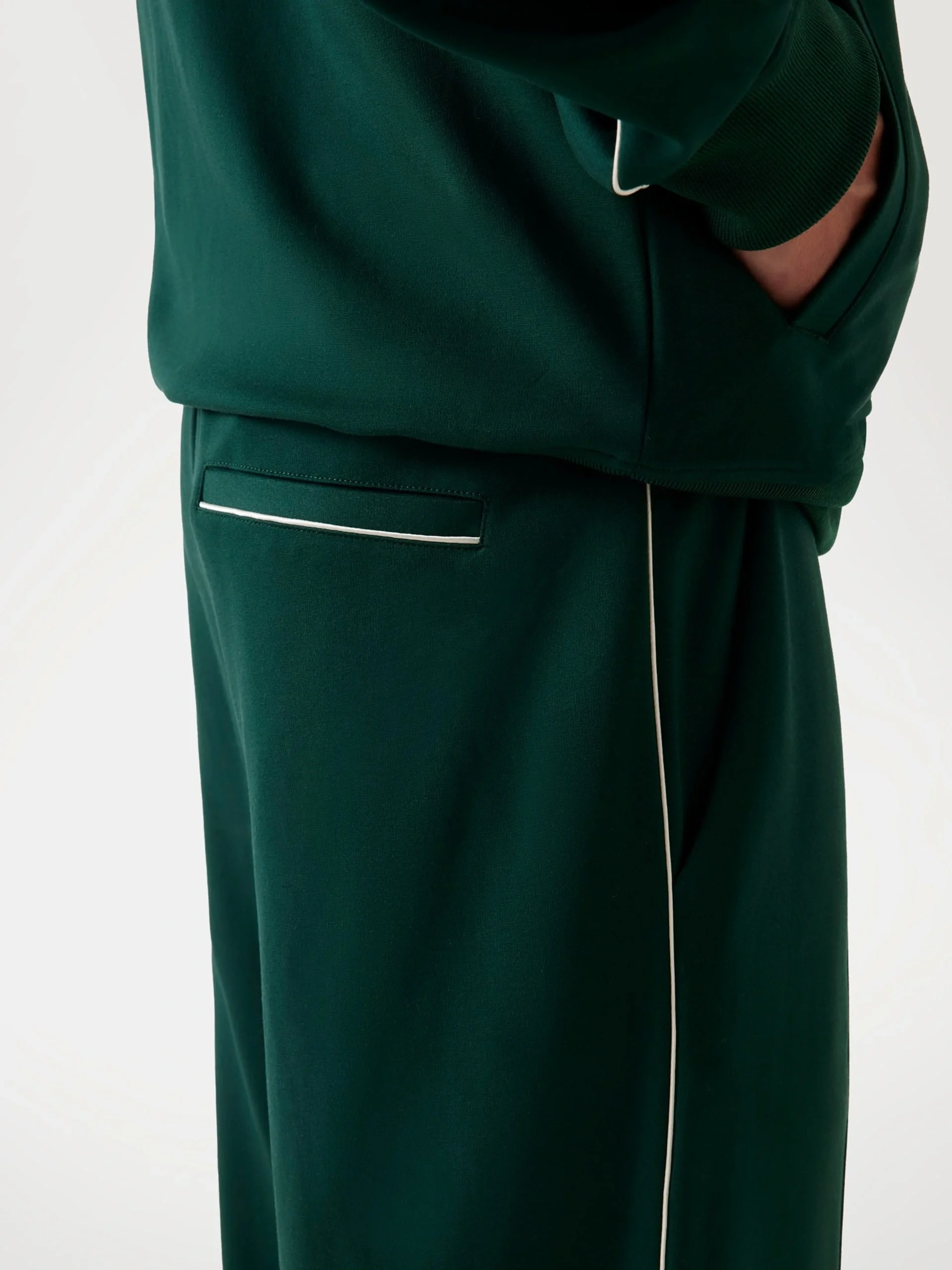 Guess Interlock Erkek Yeşil Slim Fit Eşofman Altı M5YB18KCBR2-G8U1