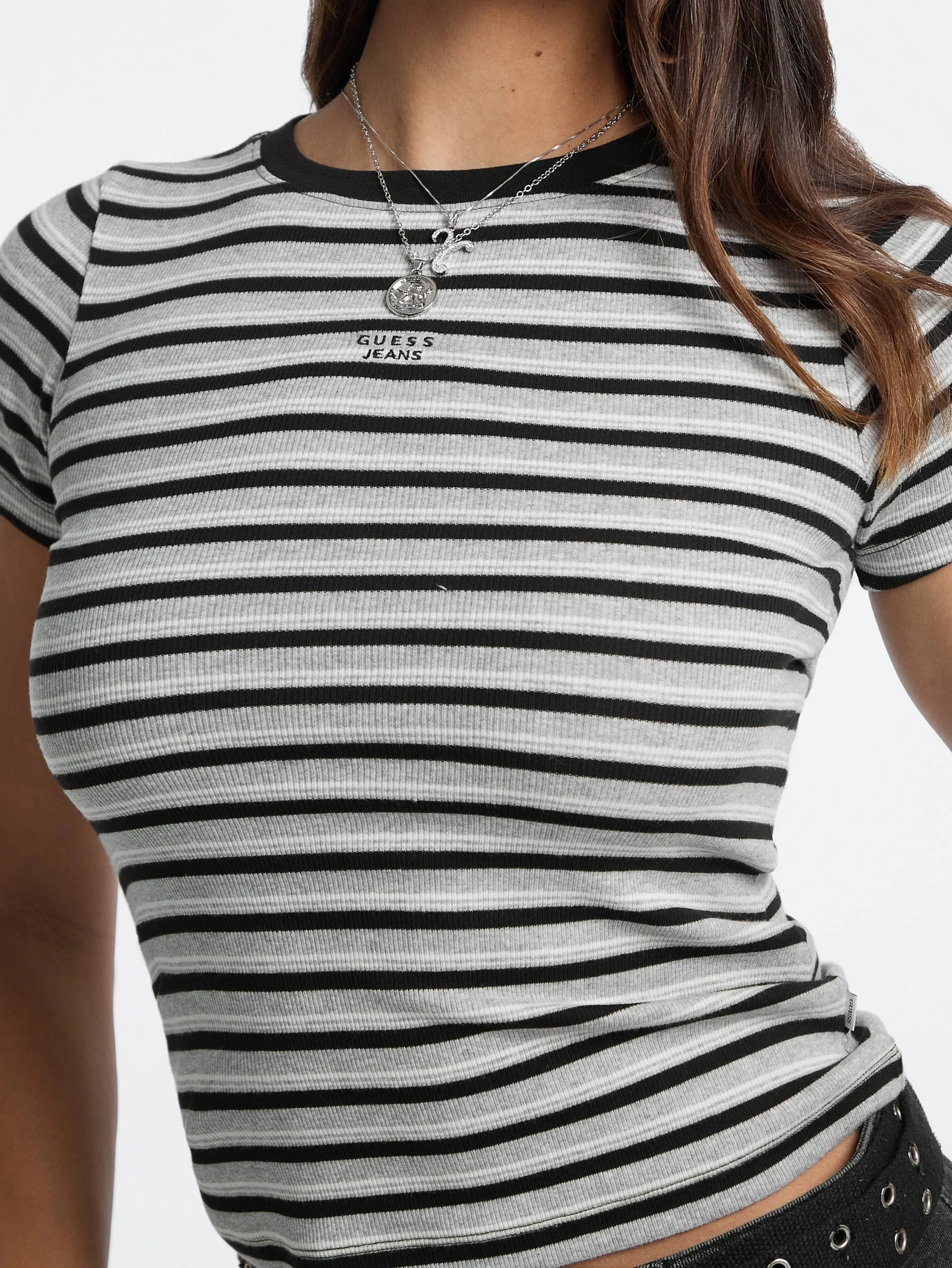 Guess Kadın Siyah Çok Renkli Çizgili Logolu T-shirt W5BP52KA0H1-S9HG