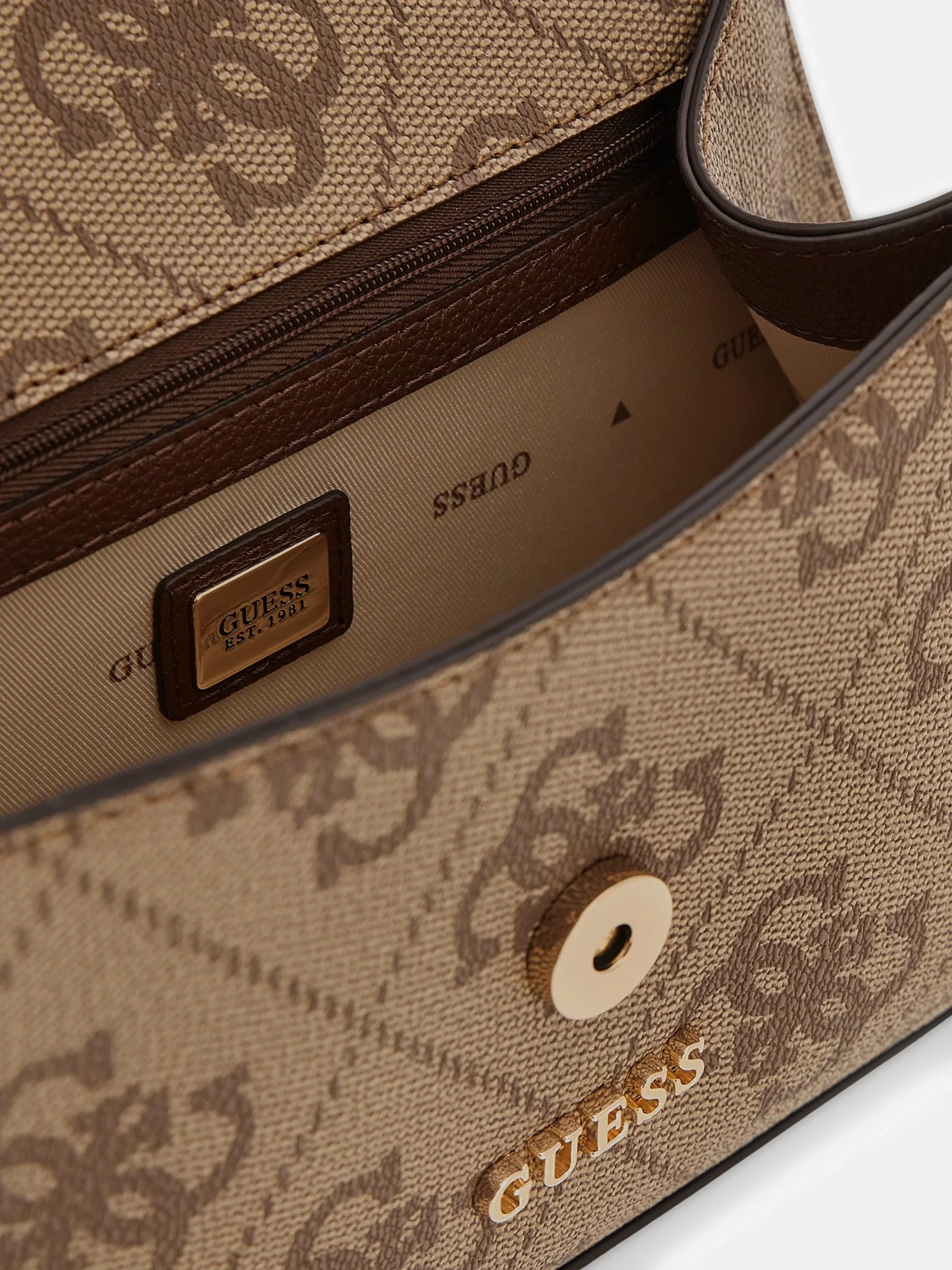 Guess Karnilla Logolu Kapaklı Omuz Kadın Kahverengi El Çantası HWOS9901190-LGW