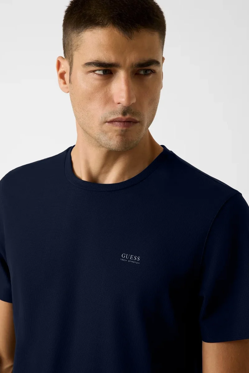 Guess Kısa Kollu Bisiklet Yaka Yeni Teknik Esnek Erkek Lacivert T-shirt M6RI19KD202-G7V2