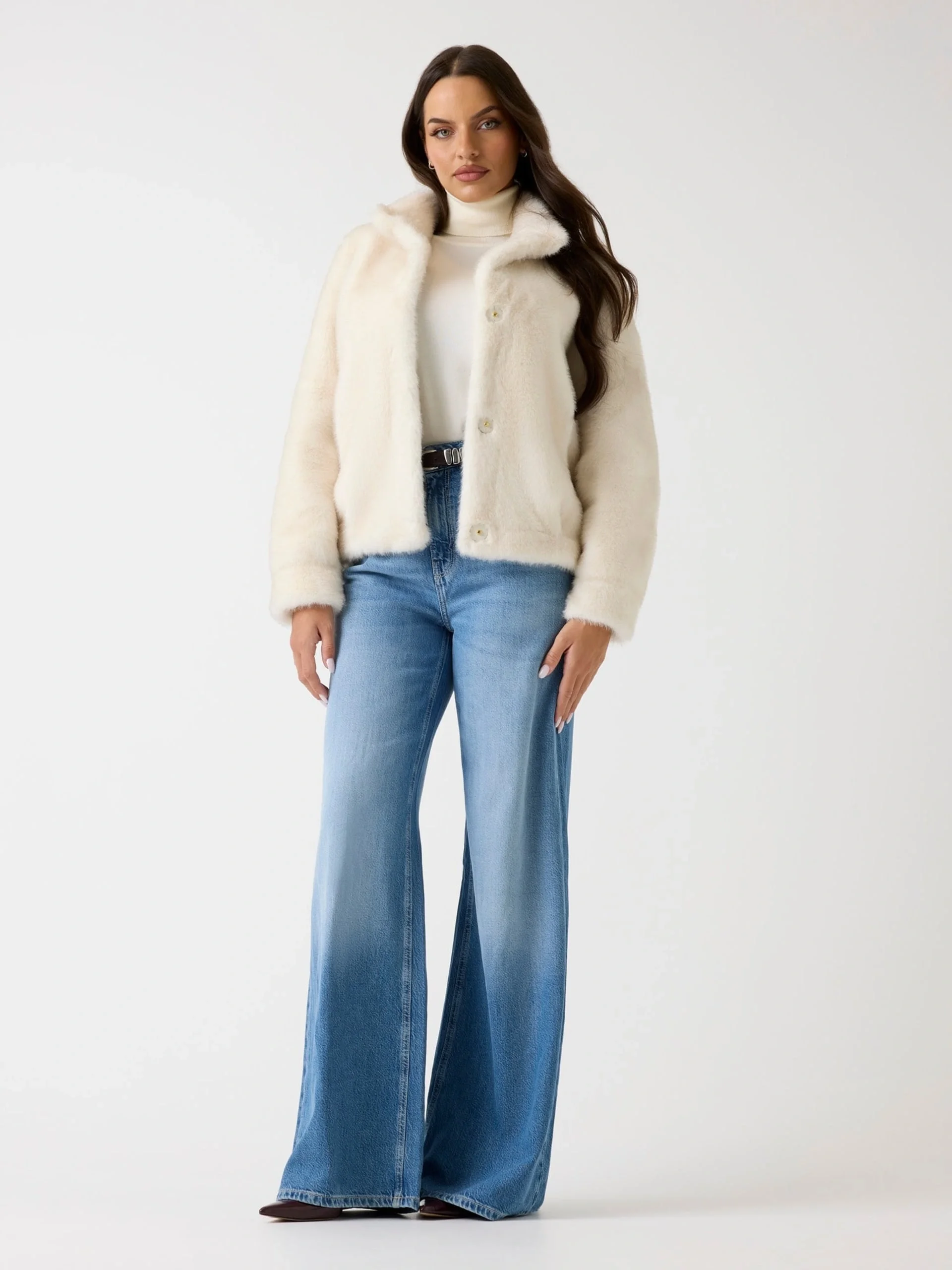 Guess Luna Kadın Beyaz Kürk W5BL64W3920-G012