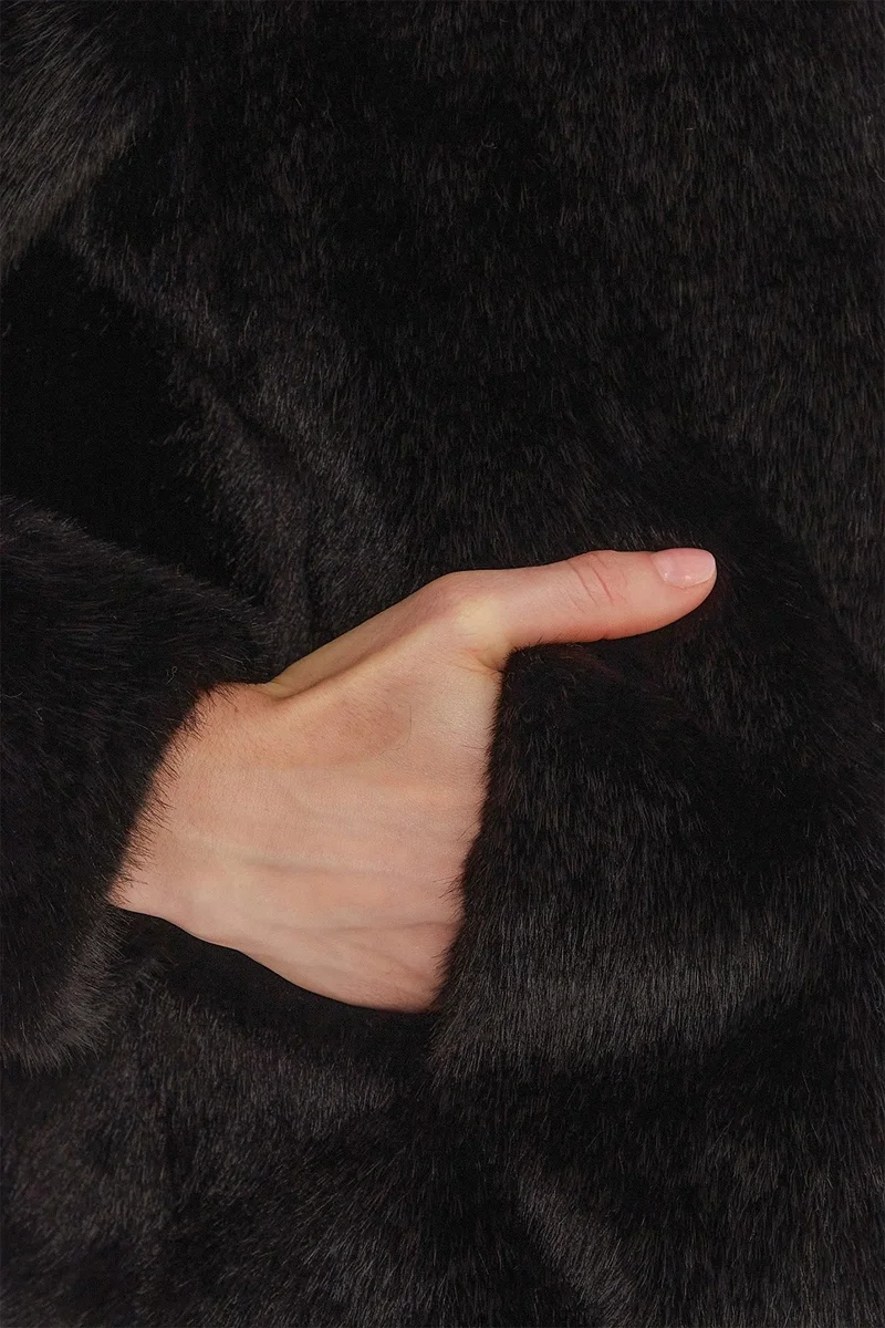 Guess Luna Kadın Siyah Kürk W5BL64W3920-JBLK