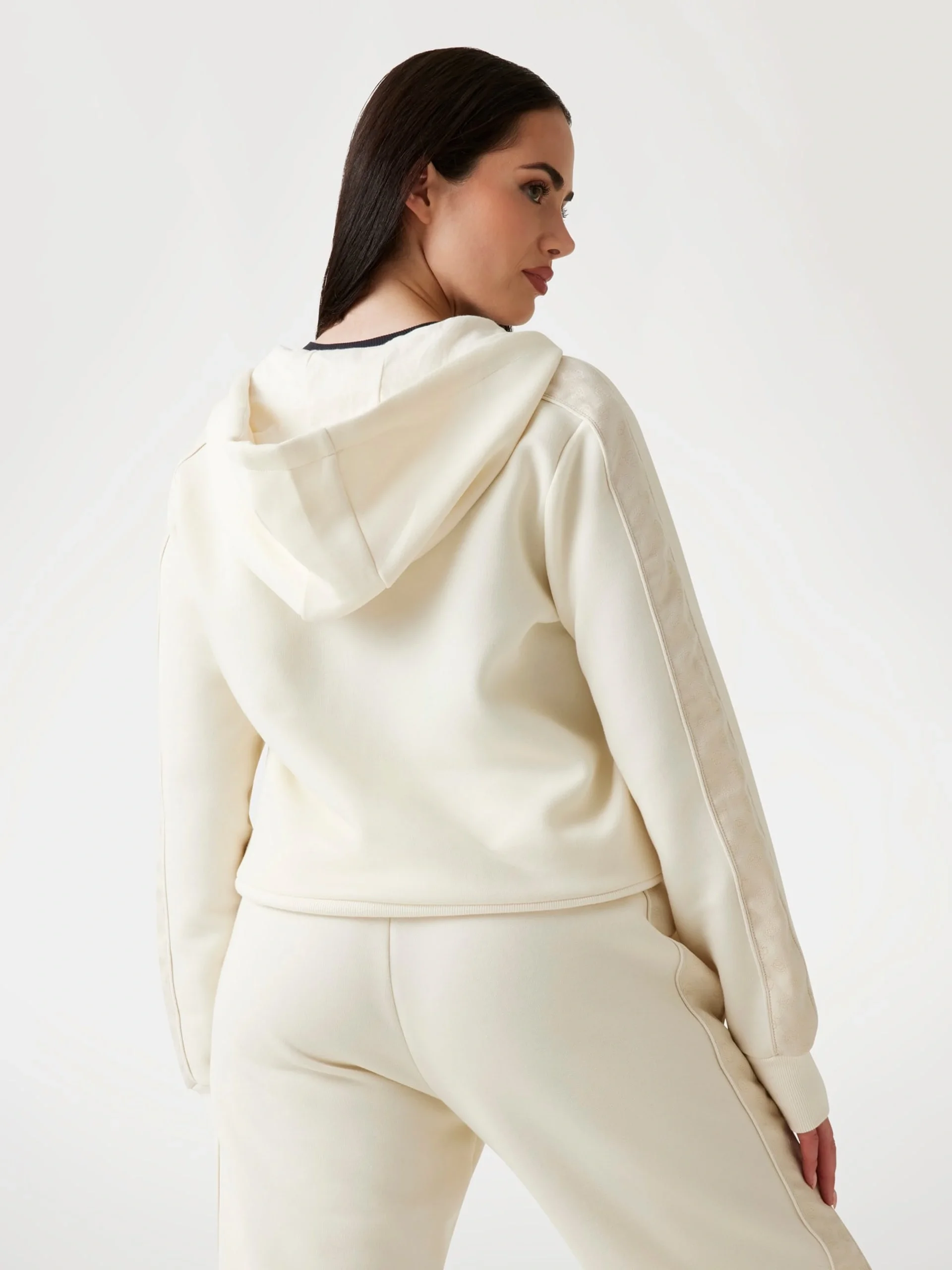 Guess Maryella Kadın Beyaz Aktif  Eşofman Üstü V5YQ00KB3P2-G1O6