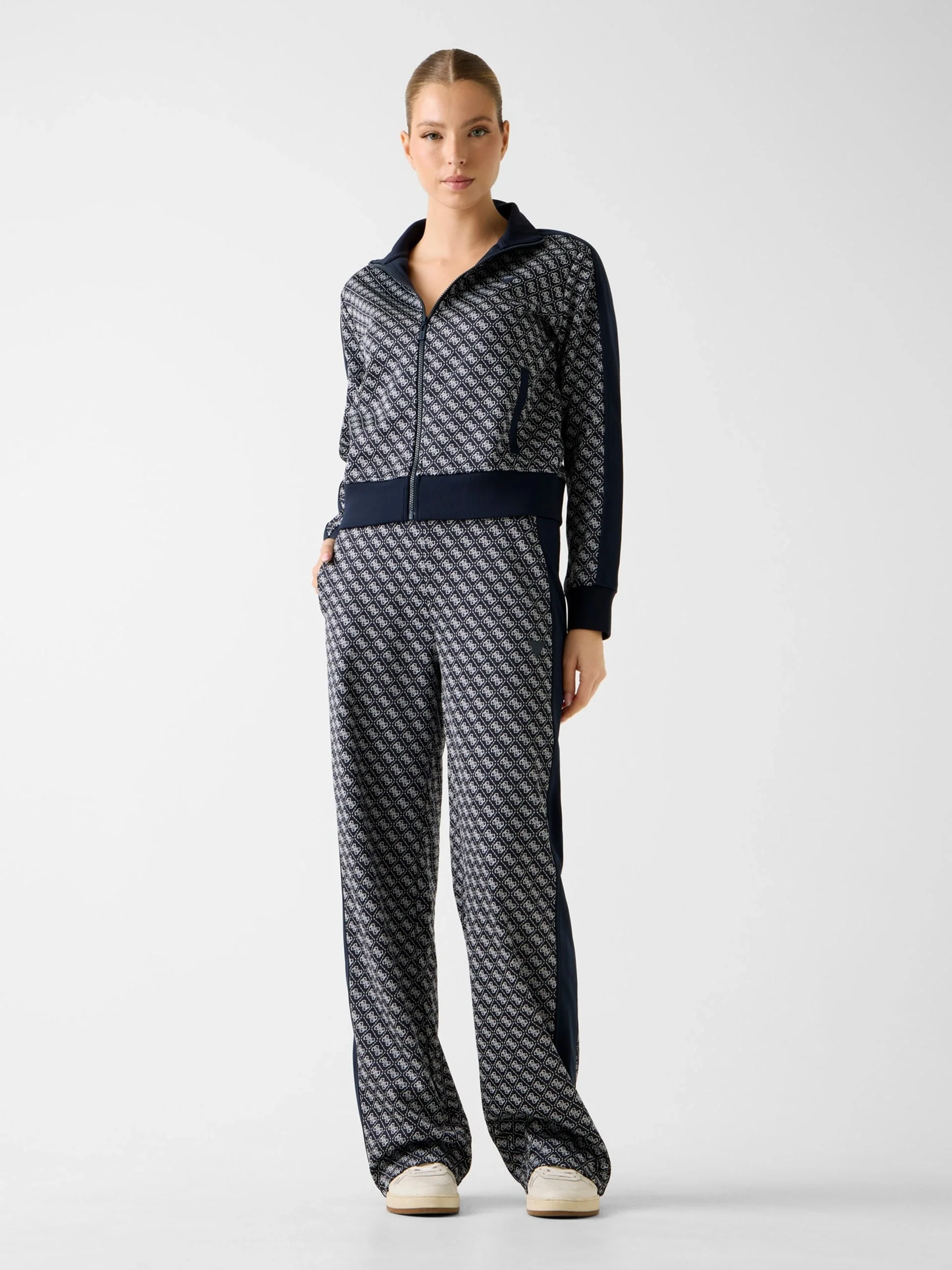 Guess Maya 4G Geniş Paça Kadın Lacivert Eşofman Altı V6RB09K2042-FJBB