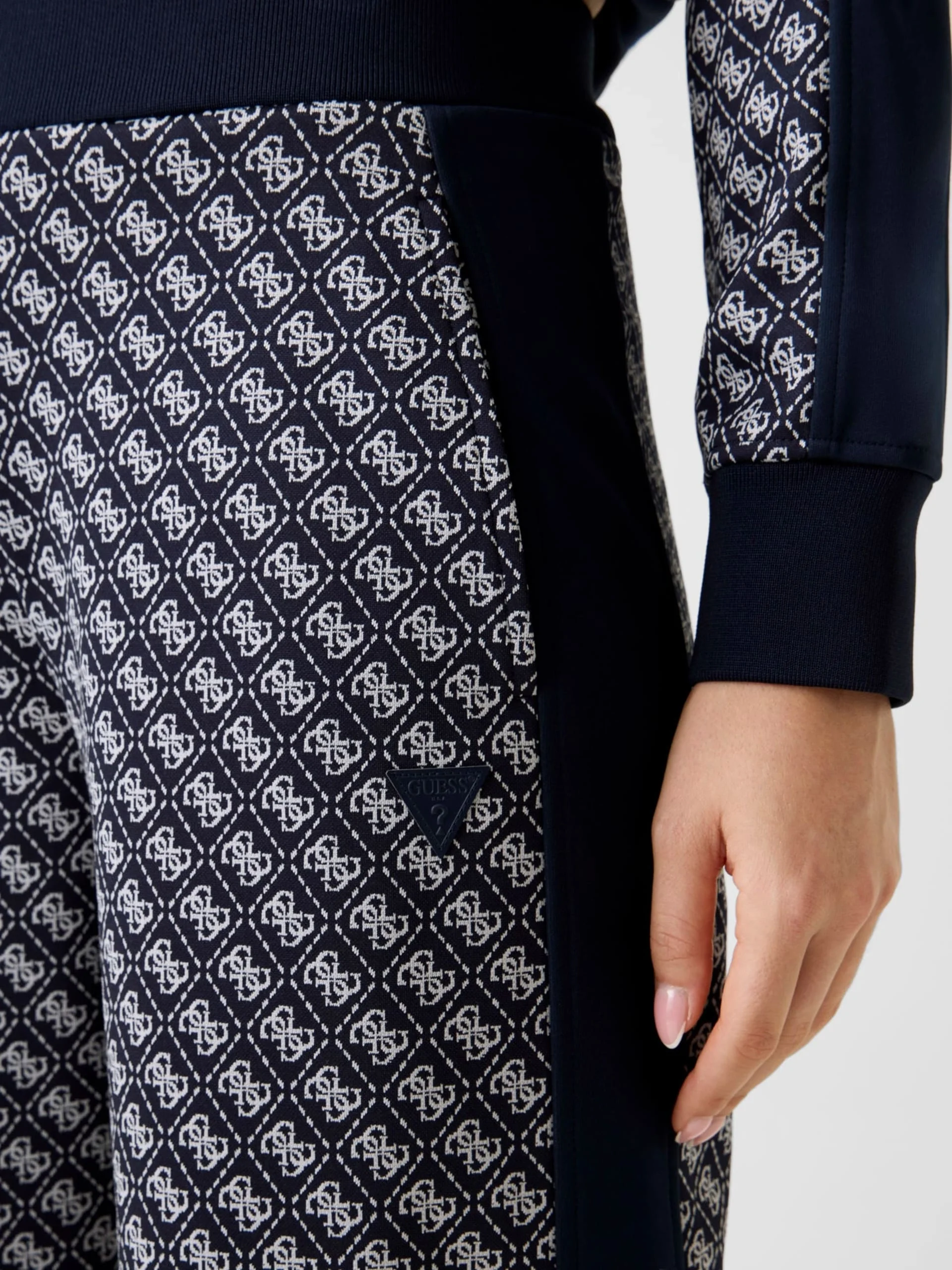 Guess Maya 4G Geniş Paça Kadın Lacivert Eşofman Altı V6RB09K2042-FJBB