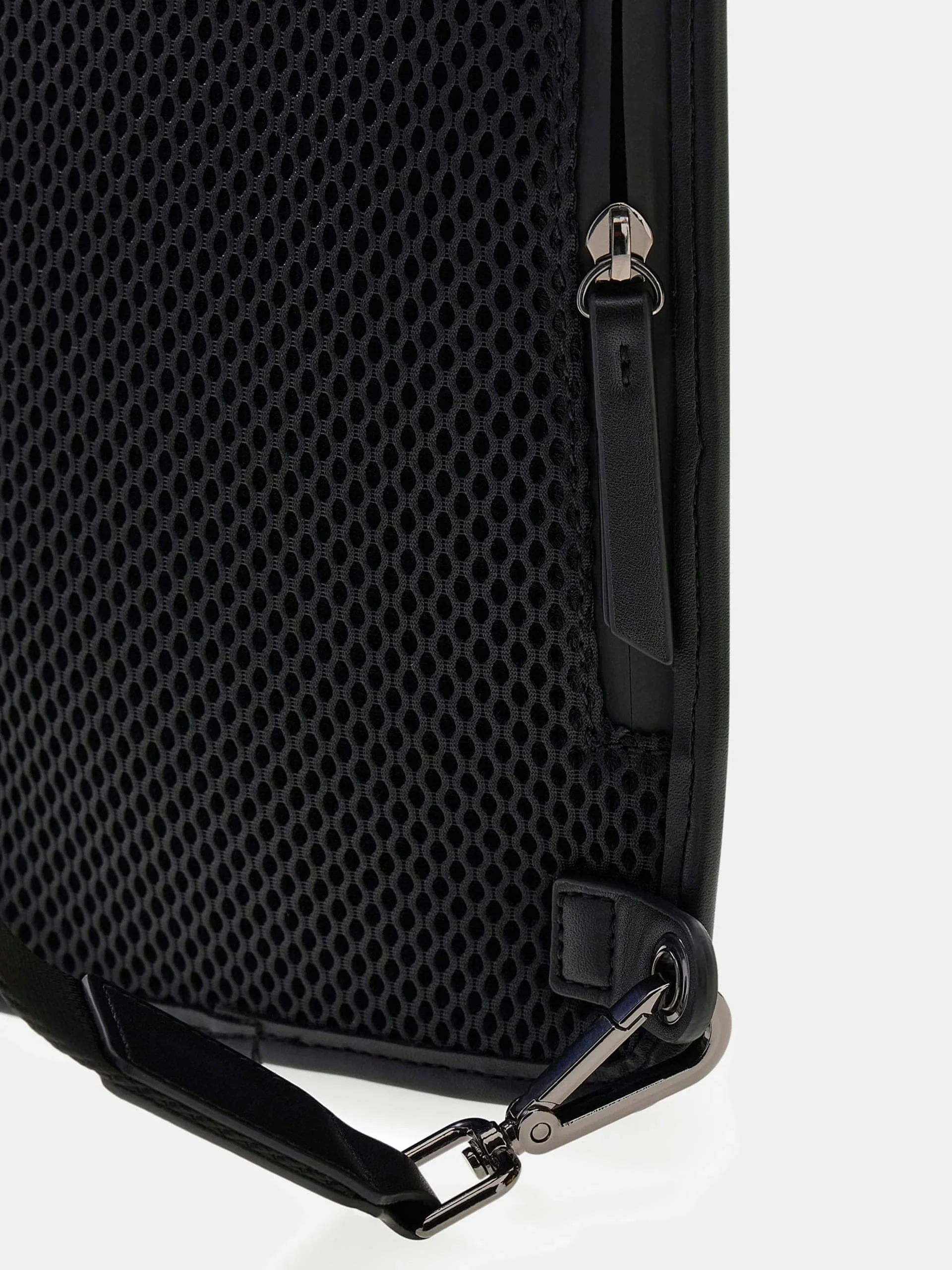 Guess Milano Erkek Siyah Çapraz Askılı Çanta HMARCCP5326-BLA