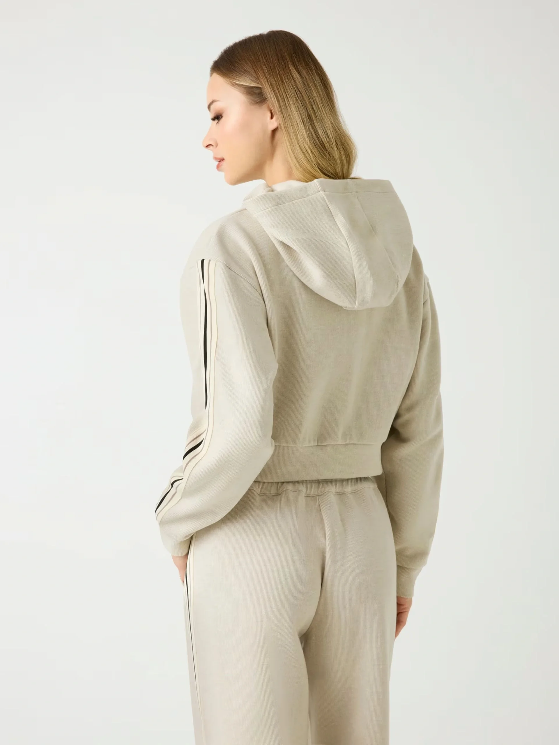 Guess Muriel Kadın Çok Renkli Aktif Yün Karışımlı Sweatshirt V5BQ17KCX52-H11F