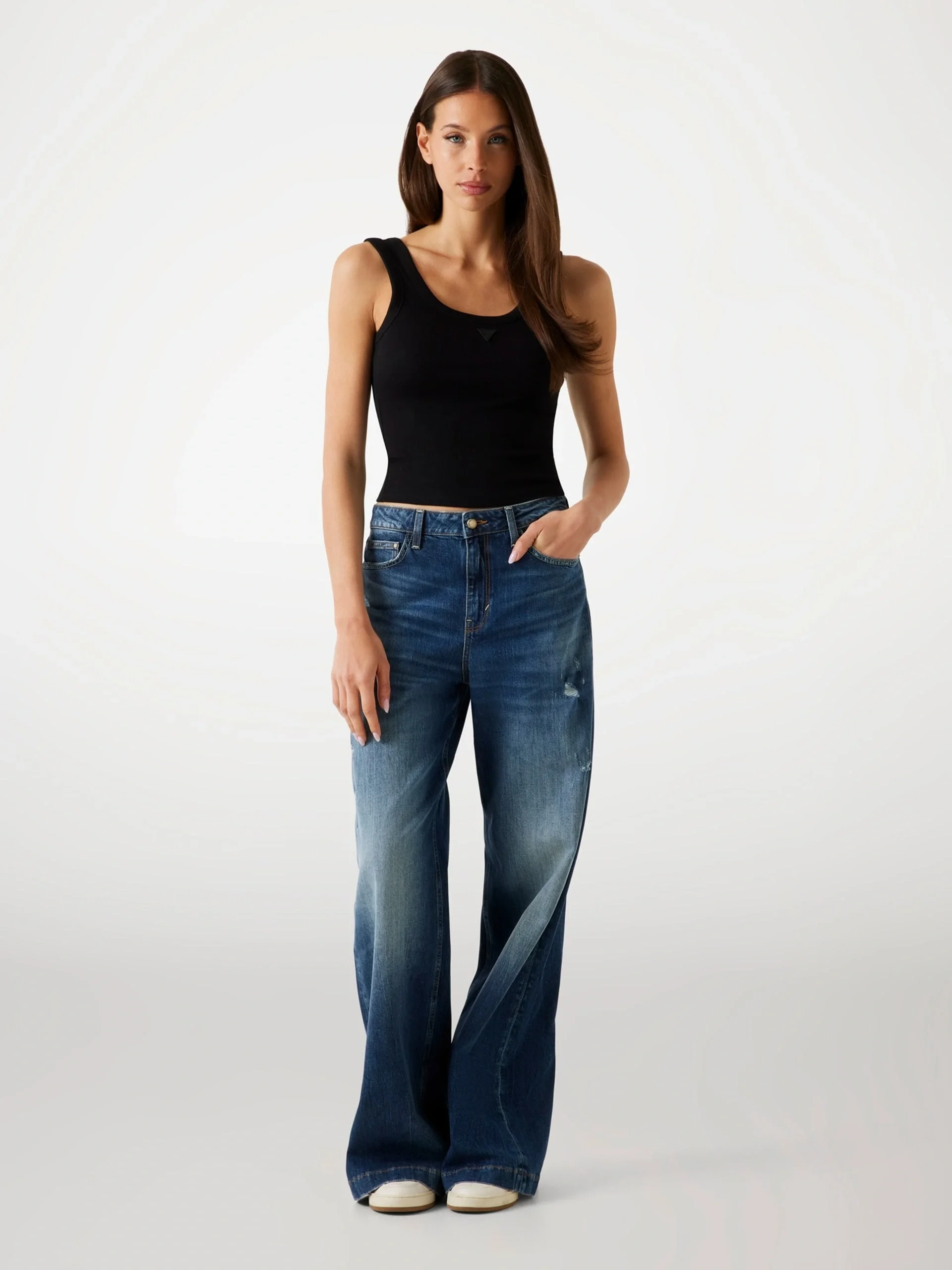 Guess Patch Kadın Siyah Top W5YP54KA0H1-JBLK