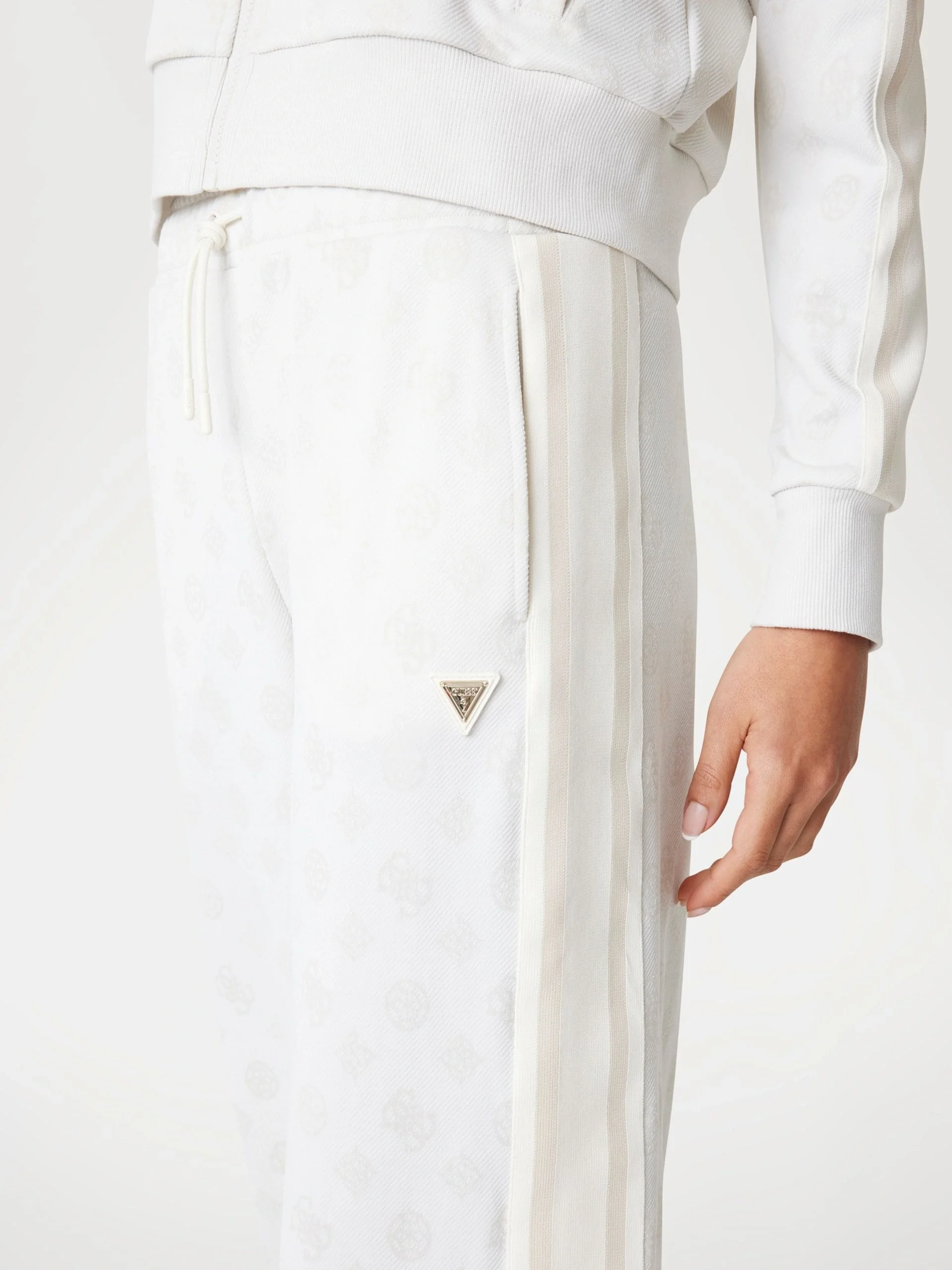 Guess Peony Kadın Beyaz Aktif Palazzo Fit Eşofman Altı V5YB10K0282-F0ER