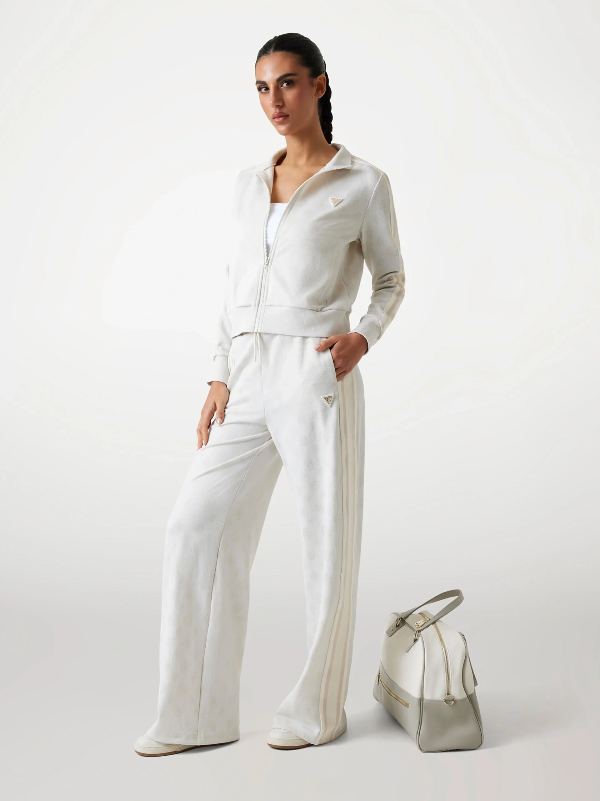 Guess Peony Kadın Beyaz Aktif Sweatshirt V5YQ07K0282-F0ER