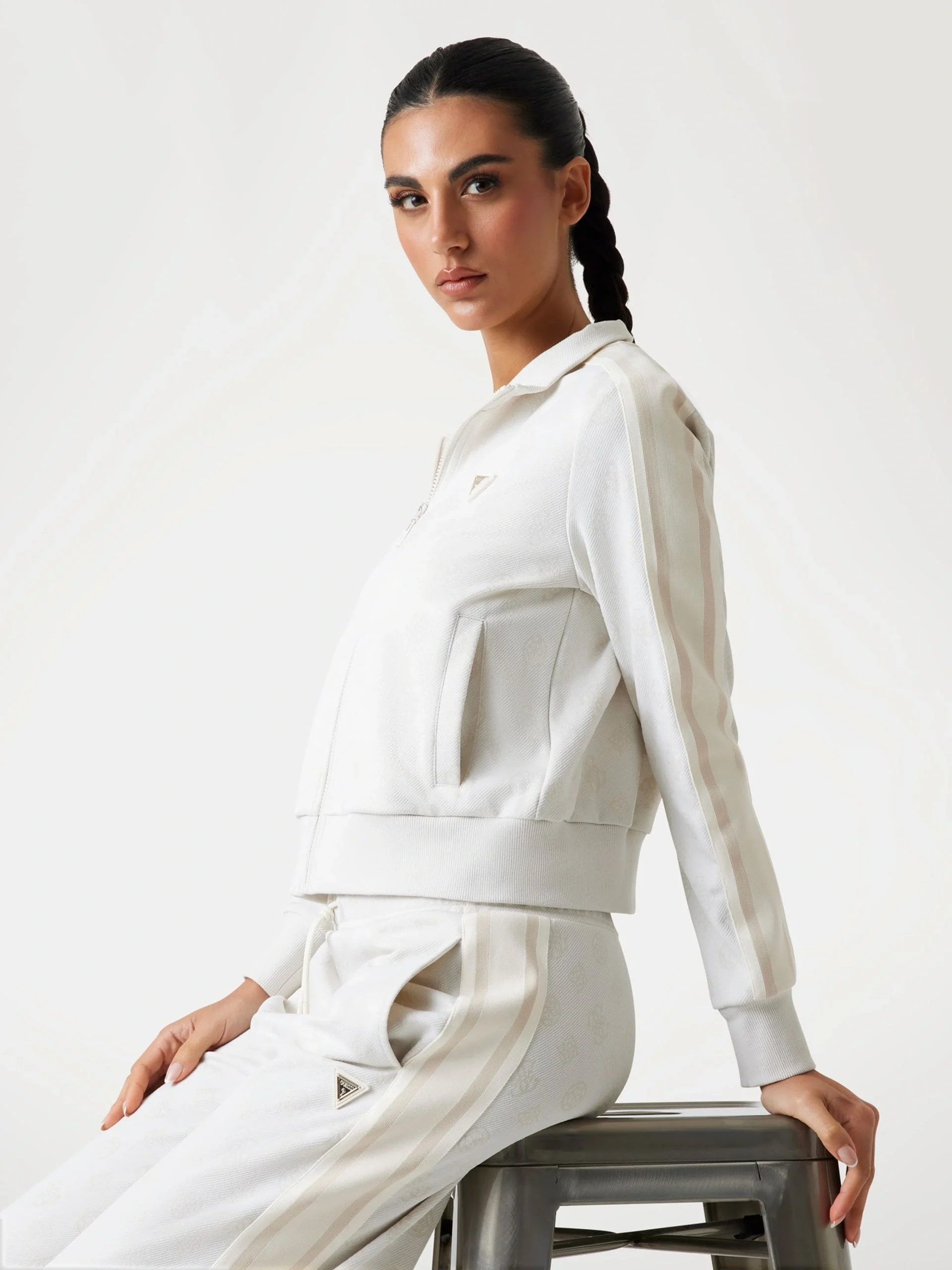 Guess Peony Kadın Beyaz Aktif Sweatshirt V5YQ07K0282-F0ER