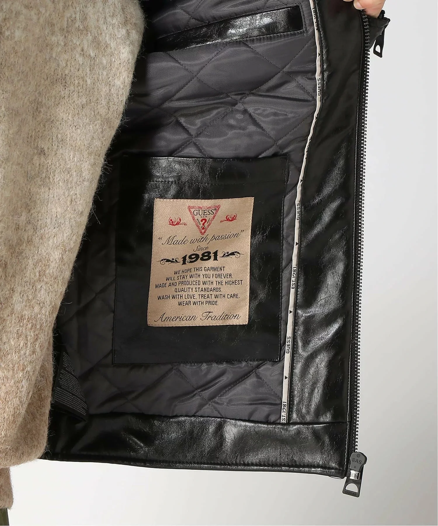 Guess Quilting Erkek Siyah Ceket M5BL2NW0390-JBLK