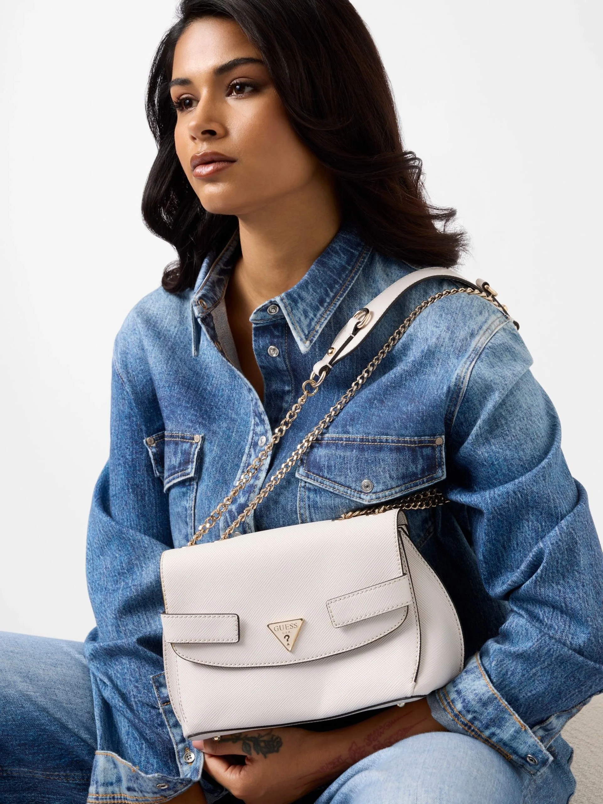 Guess Serenova Dönüştürülebilir Çapraz Askılı Kadın Beyaz El Çantası HWZG8091210-OFF