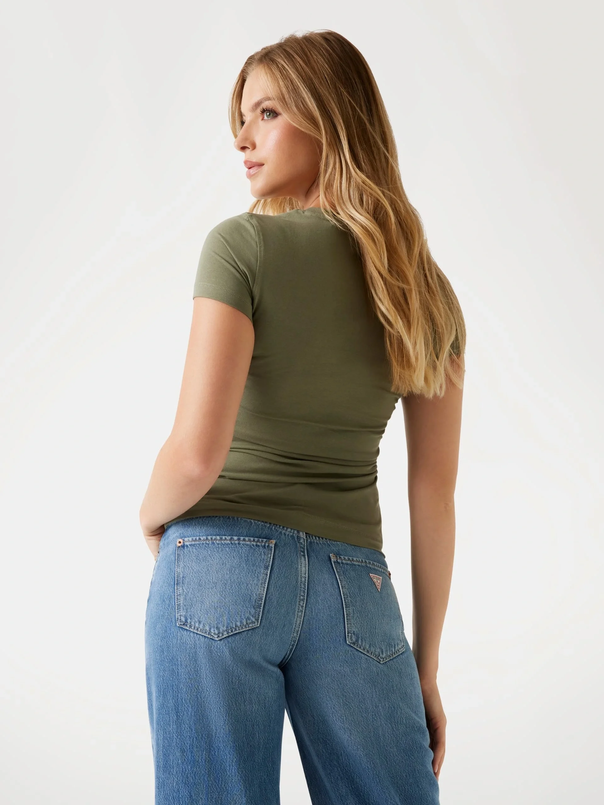 Guess Triangle Kadın Yeşil Slim Fit T-Shirt W5YI13J1314-G831