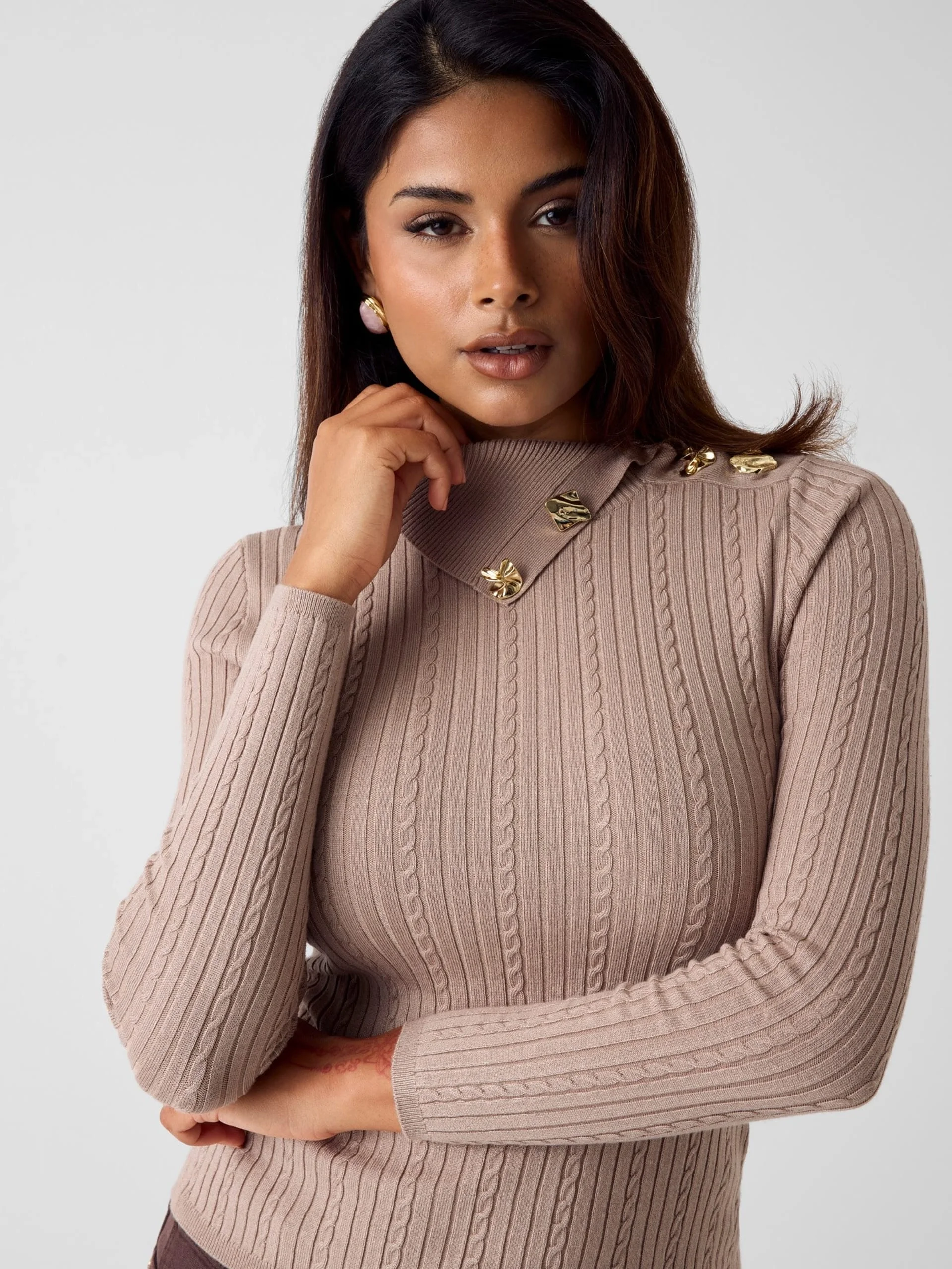 Guess Uzun Kollu Balıkçı Yaka Priscilla Saç Örgü Fitilli Triko Kadın Bej Triko W6RR07Z2YK2-A10L