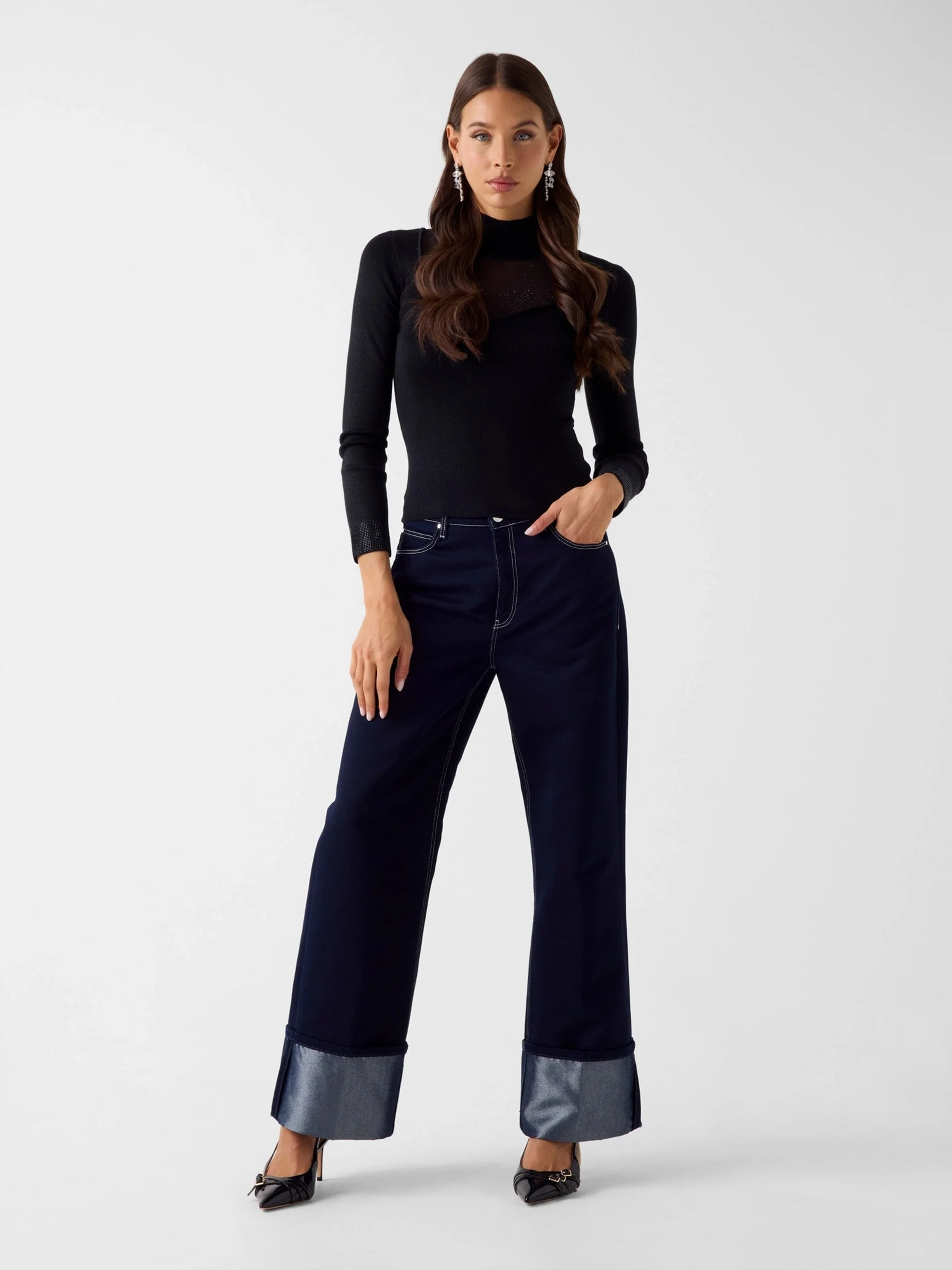 Guess Uzun Kollu Dik Yaka Lucy Taş İşlemeli Triko Kadın Siyah Triko W6RR45Z4842-JBLK