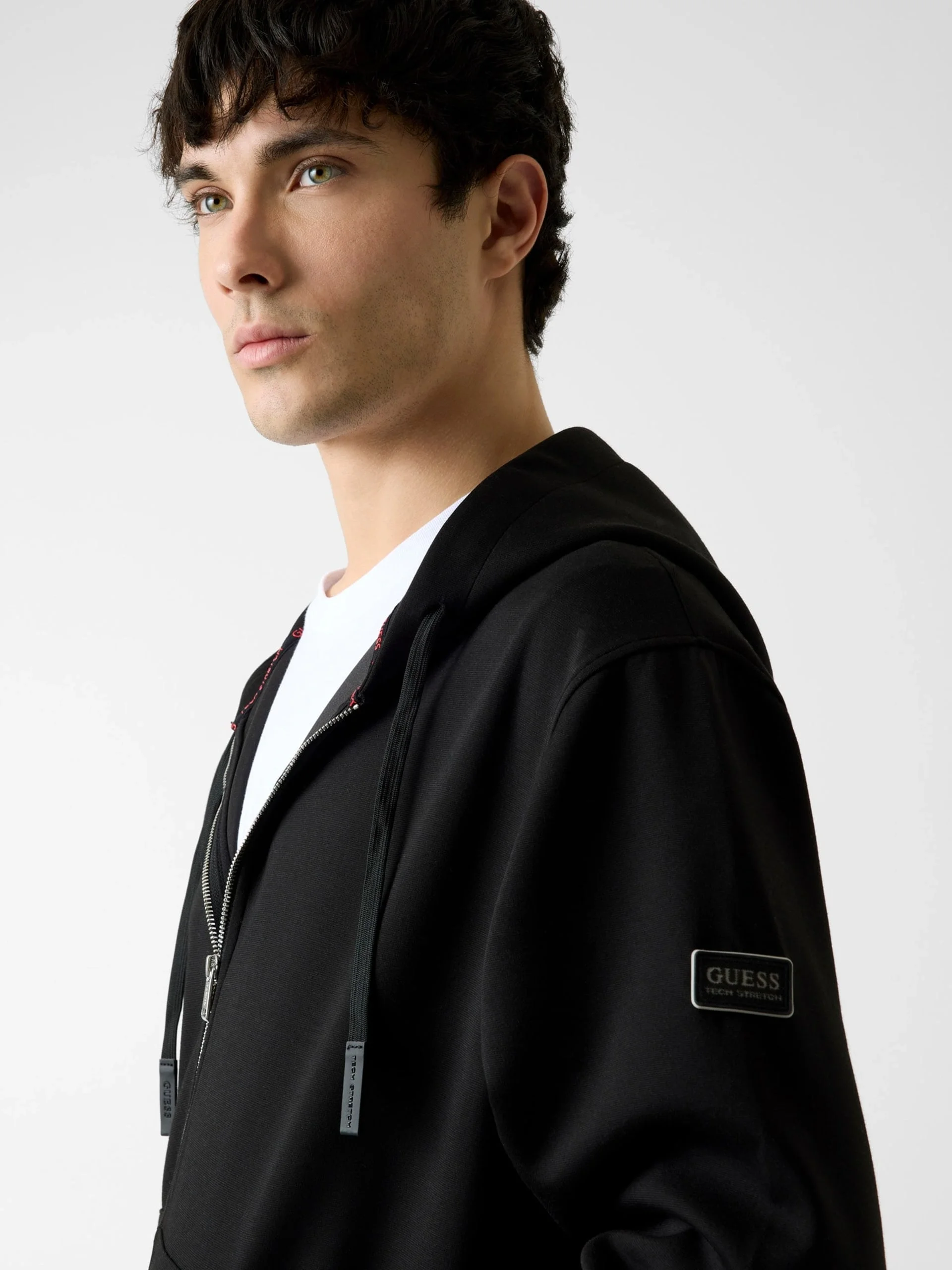 Guess Uzun Kollu Yeni Teknik Esnek Fermuarlı Kapüşonlu Erkek Siyah Sweatshirt M6RQ05KD132-JBLK