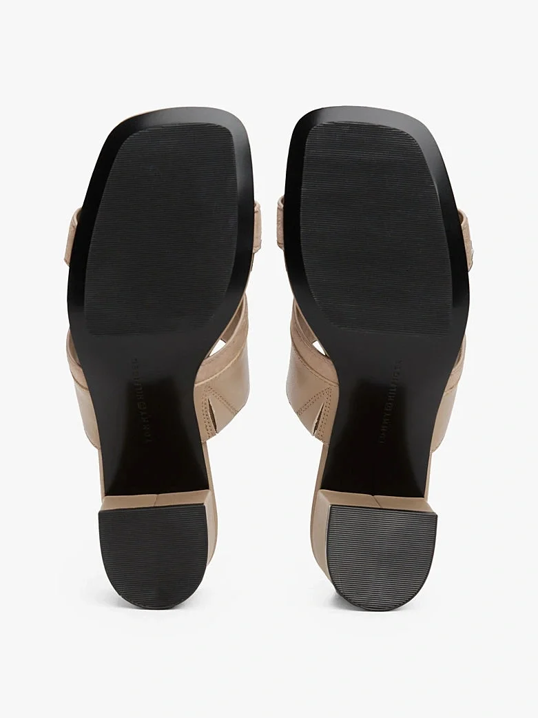 Tommy Hilfiger LEATHER & SUEDE BLOCK HEEL MULE Kadın Terlik FW0FW08530AFE
