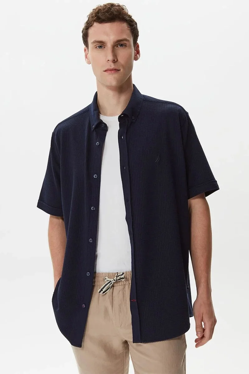 Nautica Nautica Erkek Lacivert Classic fit Kısa Kollu Gömlek Erkek Lacivert Gömlek W35416T.4NV