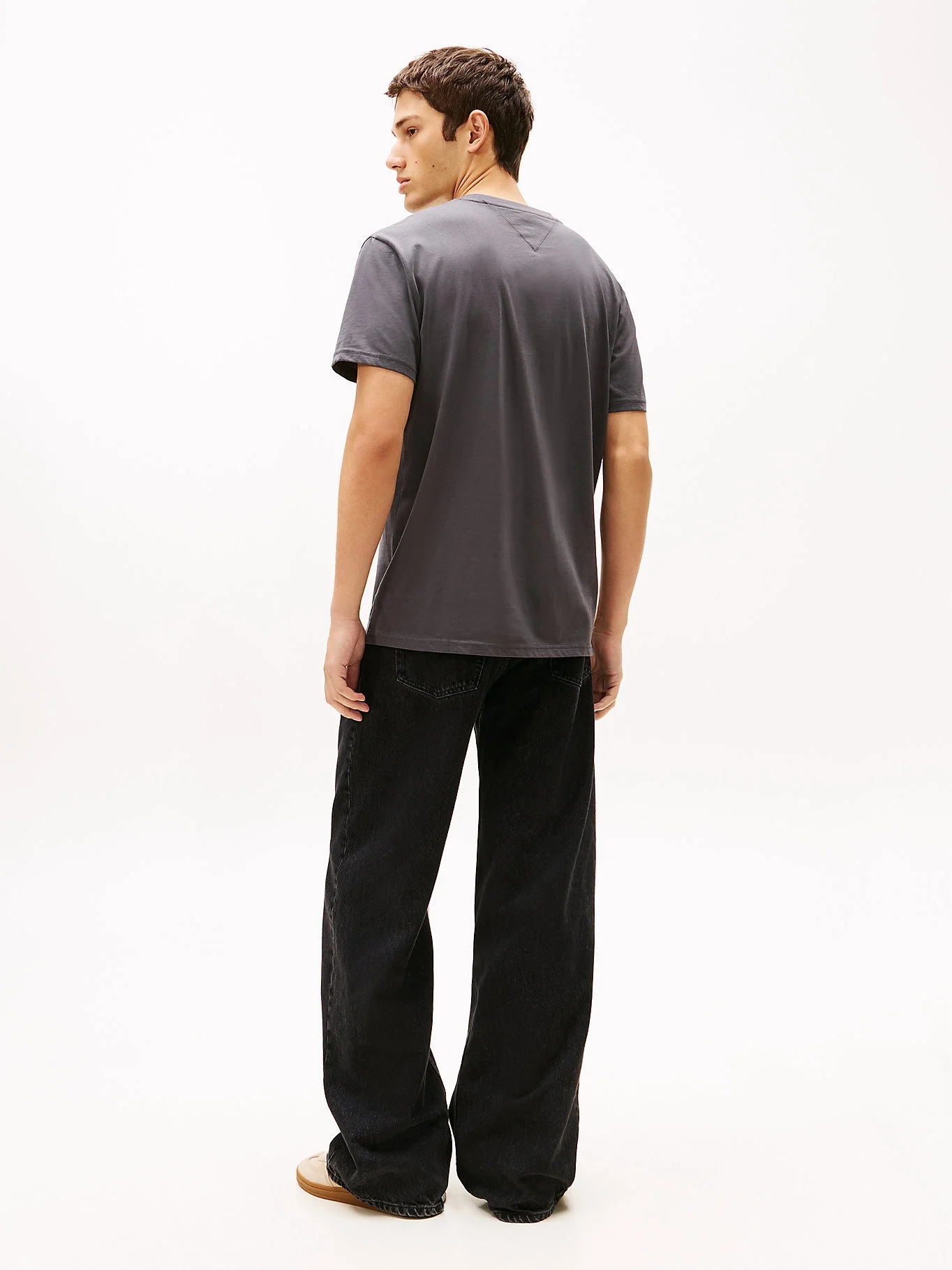 Tommy Hilfiger Erkek Gri Regular Fit T-Shirt