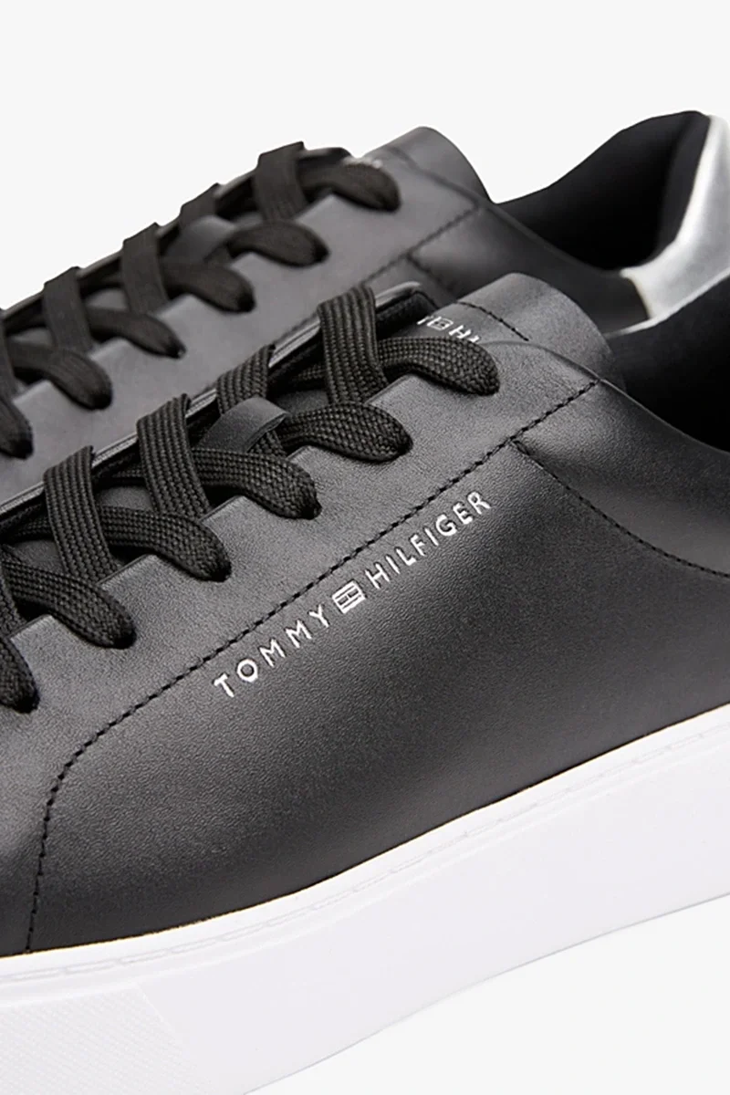 Tommy Hilfiger Kadın Klasik Platformlu Kort Tarzı Siyah Sneaker FW0FW08756BDS