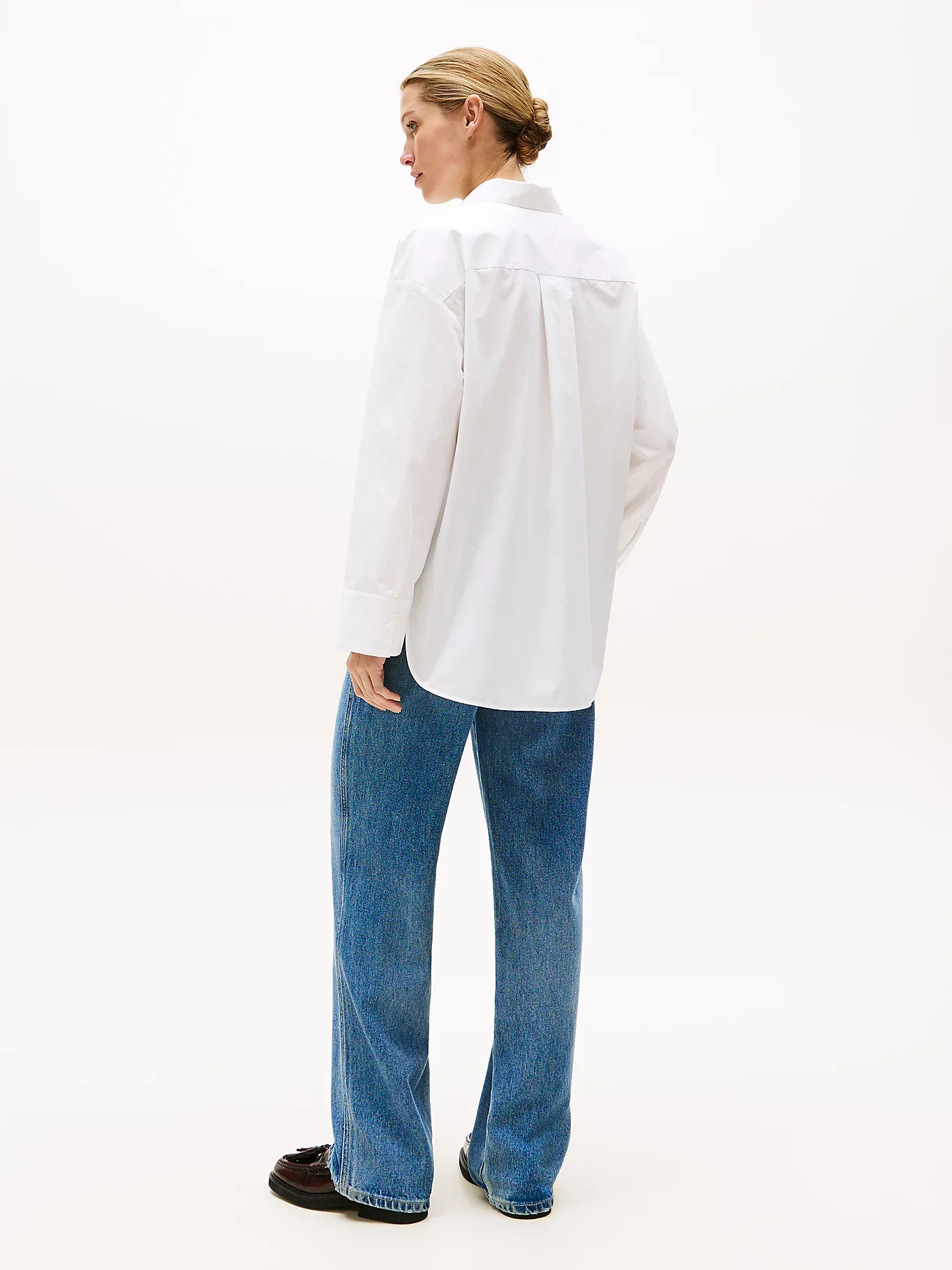 Tommy Hilfiger Kadın Klasik Poplin Rahat Kesim Beyaz Gömlek WW0WW45892YCF