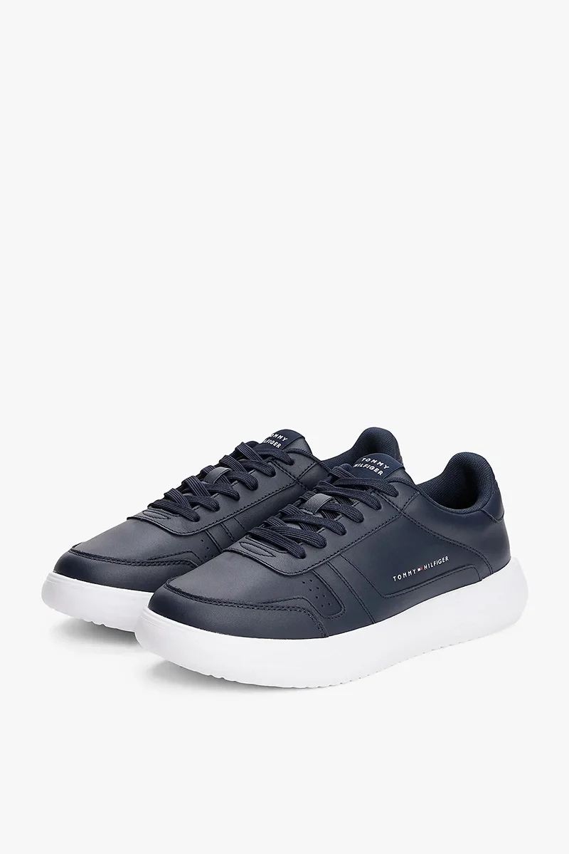 Tommy Hilfiger Modern Hafif Tabanlı Deri Erkek  Mavi Sneaker FM0FM05529DW5