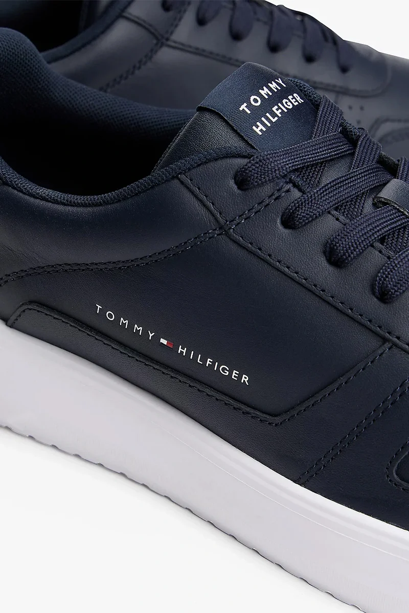 Tommy Hilfiger Modern Hafif Tabanlı Deri Erkek  Mavi Sneaker FM0FM05529DW5
