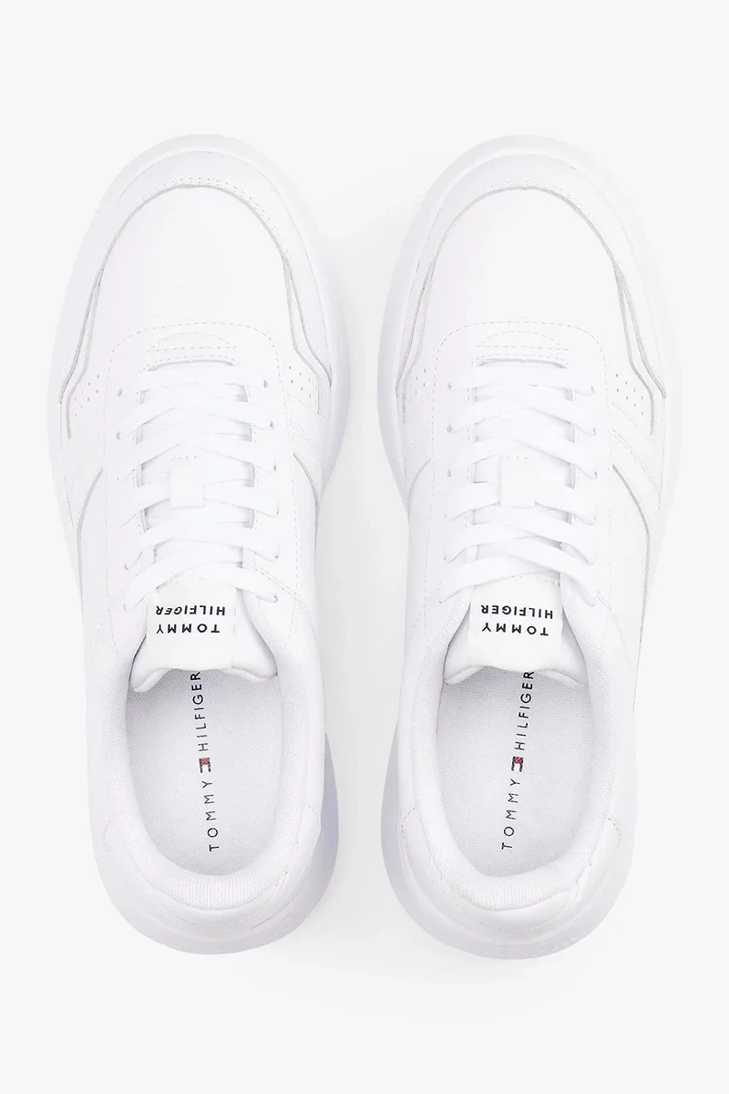 Tommy Hilfiger Modern Hafif Tabanlı Deri  Beyaz Erkek Sneaker FM0FM05529YBS