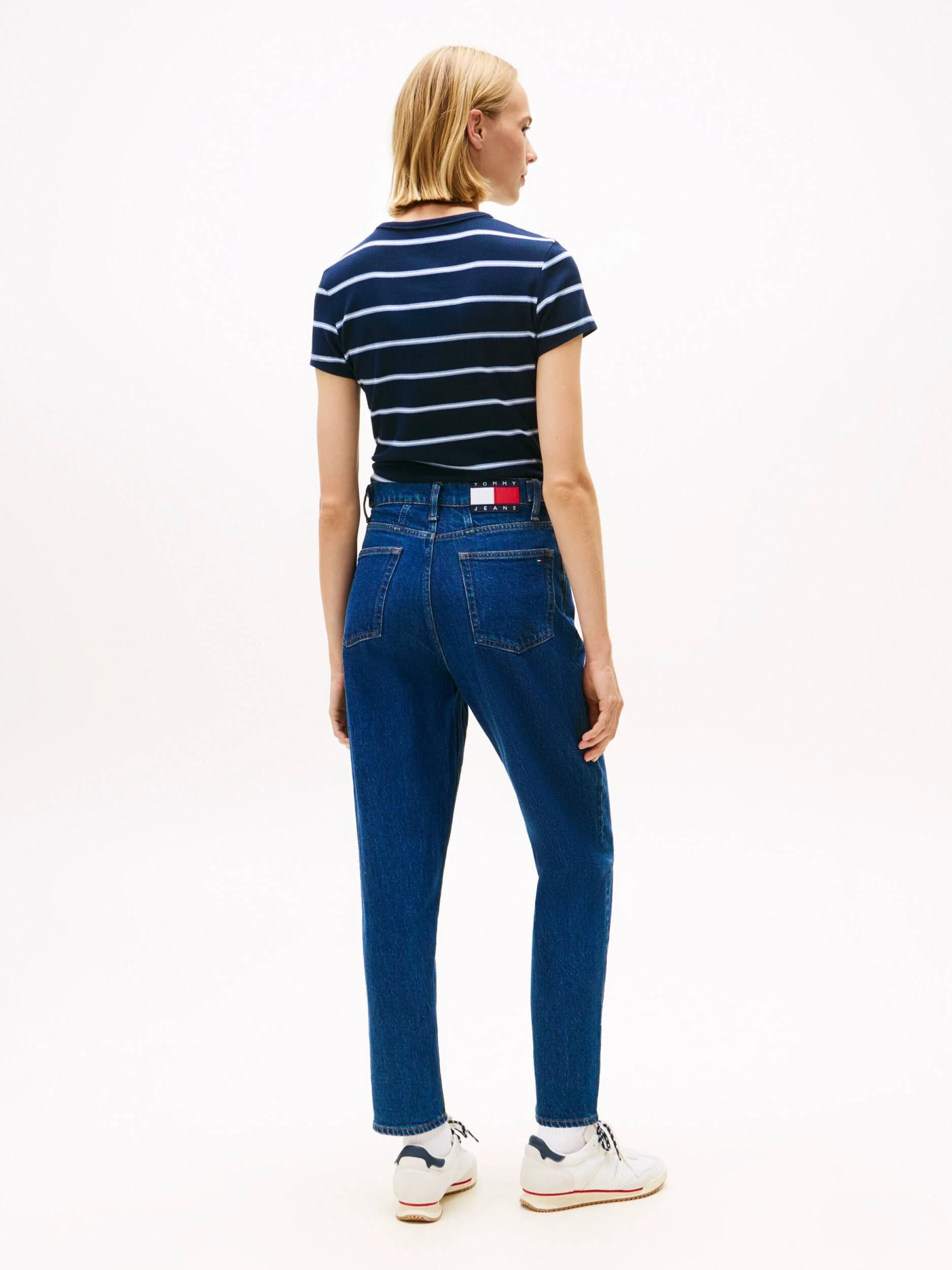 Tommy Hilfiger Mom Ultra Yüksek Bel Bileğe Doğru Daralan Kadın Mavi Jeans DW0DW219541BK