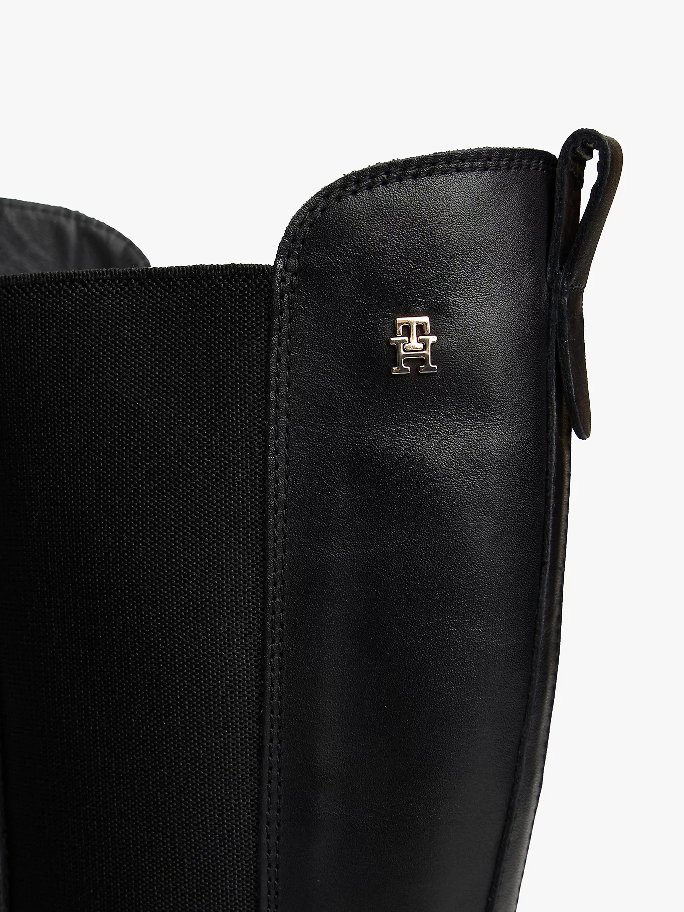 Tommy Hilfiger TH Deri Tırtıklı Tabanlı Uzun Kadın Siyah Bot FW0FW08985BDS